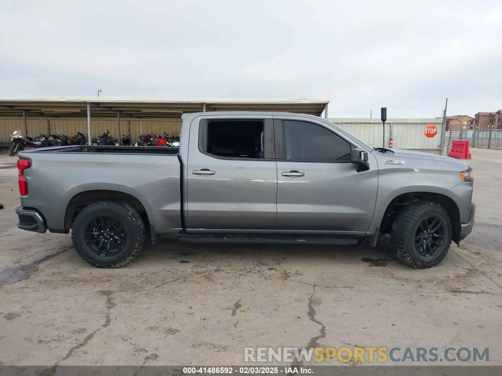 12 Photograph of a damaged car 1GCUYEEL9MZ113053 CHEVROLET SILVERADO 1500 2021