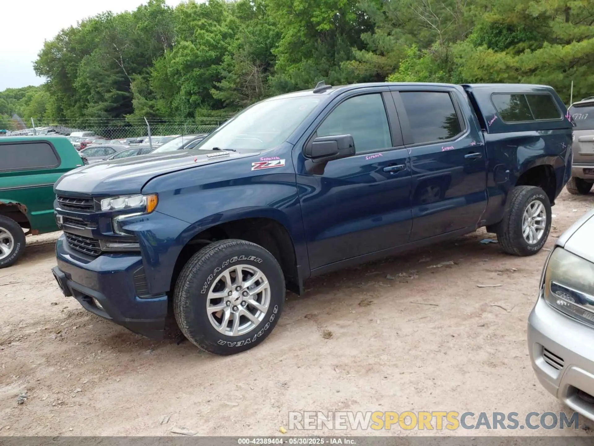 2 Photograph of a damaged car 1GCUYEET1MZ355223 CHEVROLET SILVERADO 1500 2021