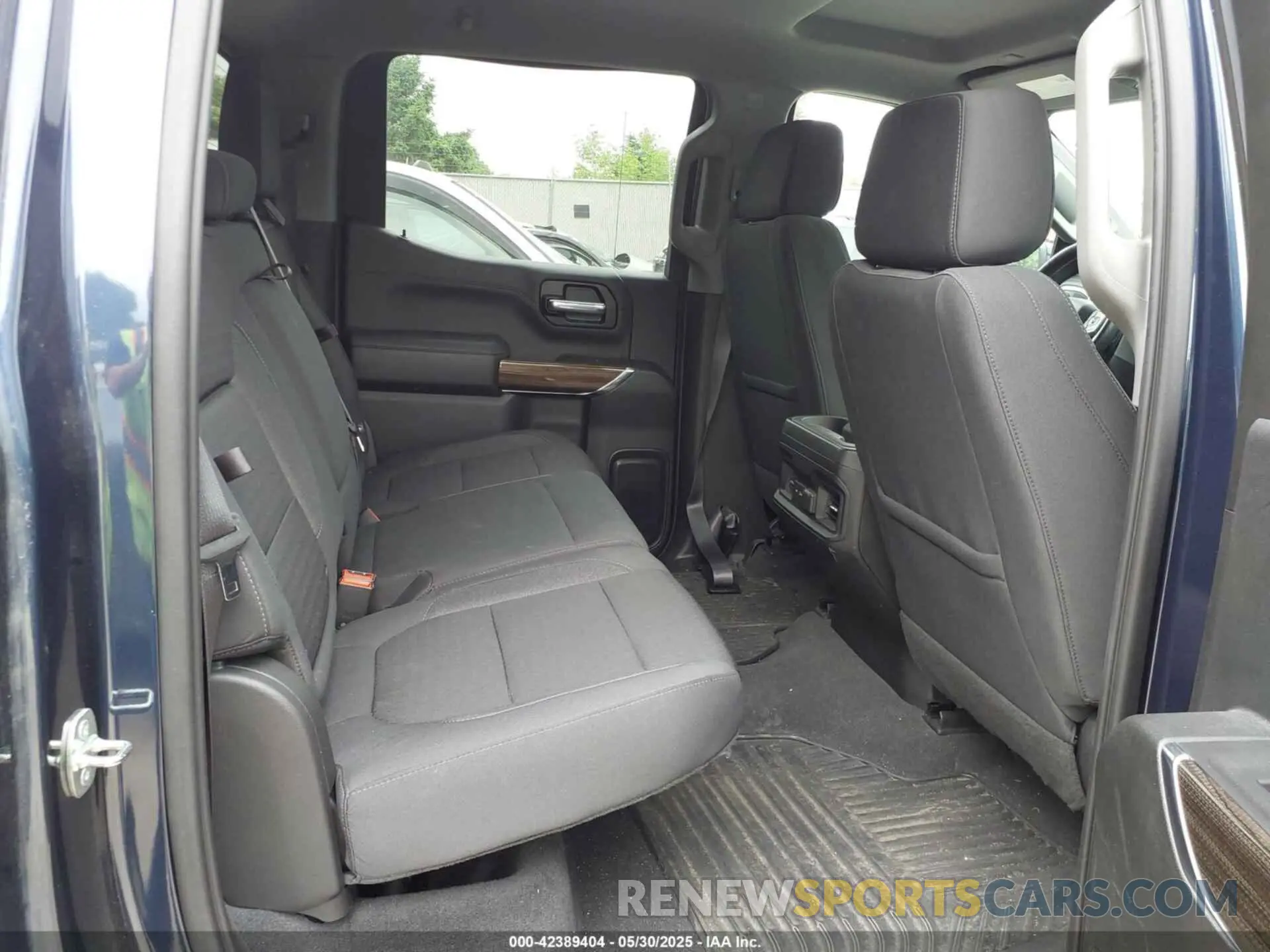 8 Photograph of a damaged car 1GCUYEET1MZ355223 CHEVROLET SILVERADO 1500 2021