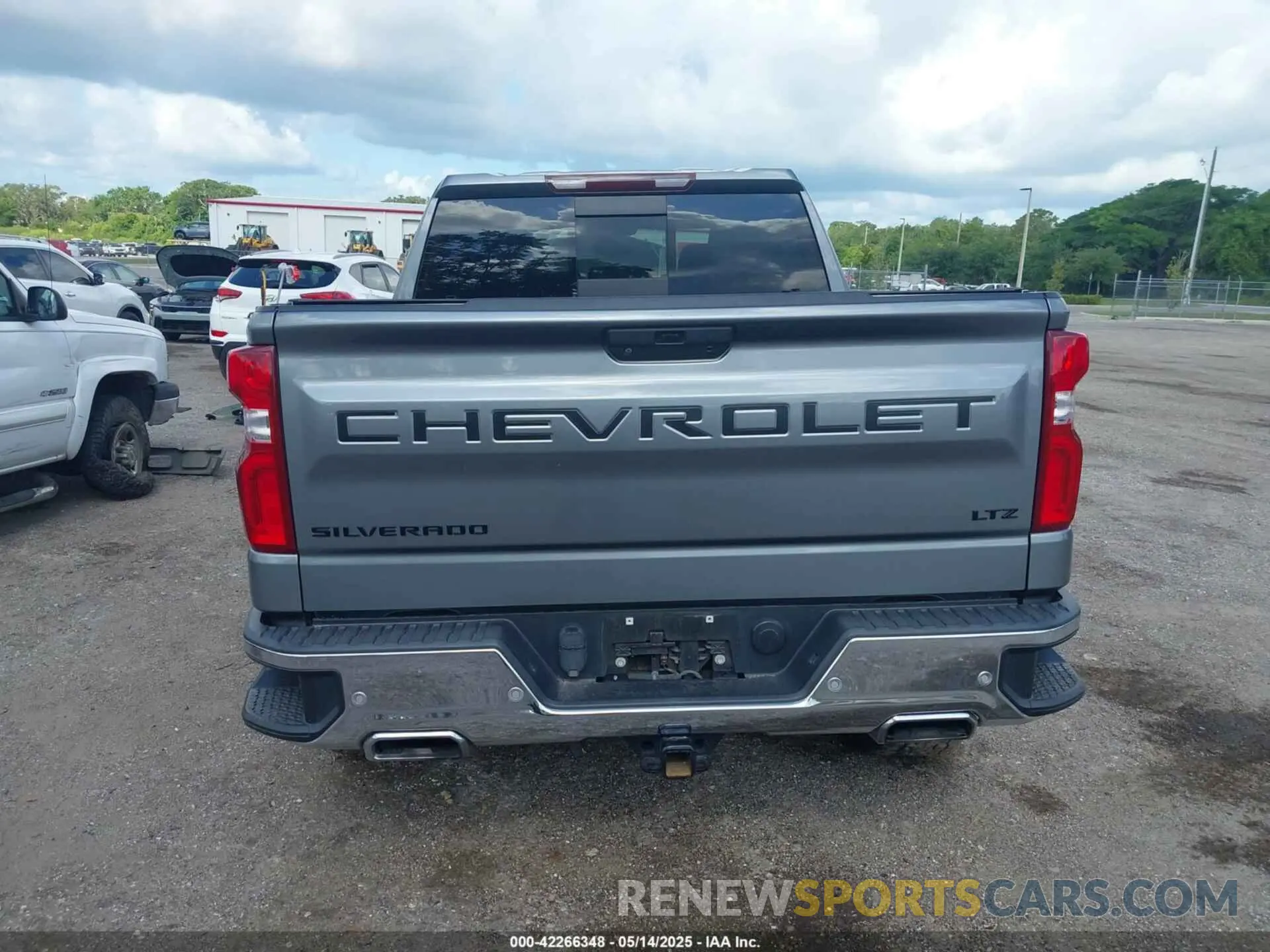 16 Photograph of a damaged car 1GCUYGED1MZ200112 CHEVROLET SILVERADO 1500 2021