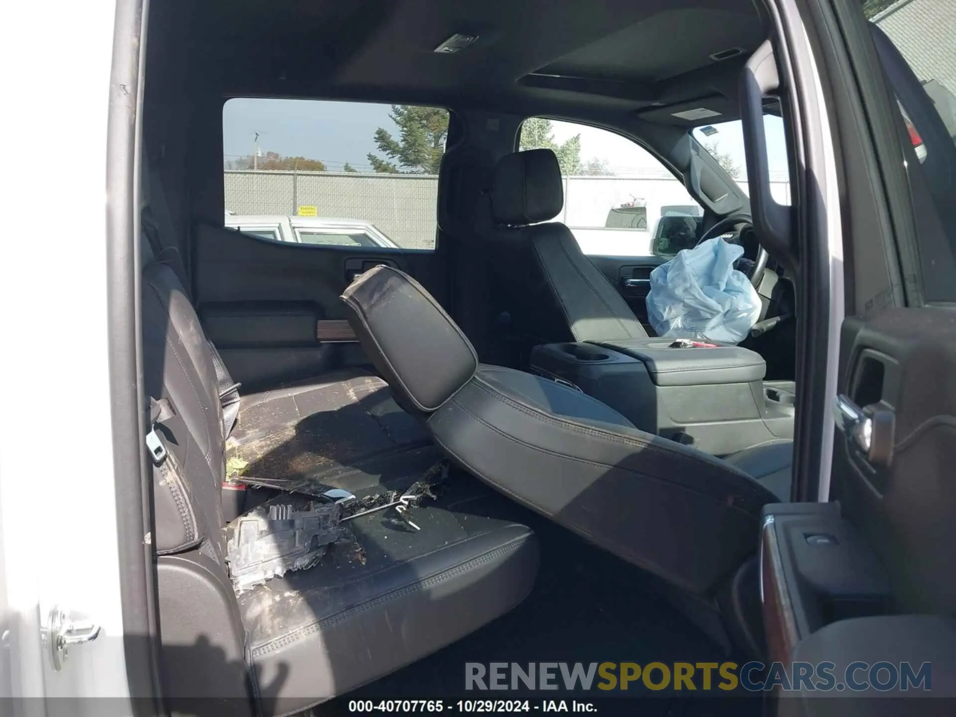 8 Photograph of a damaged car 1GCUYHET0MZ353142 CHEVROLET SILVERADO 1500 2021