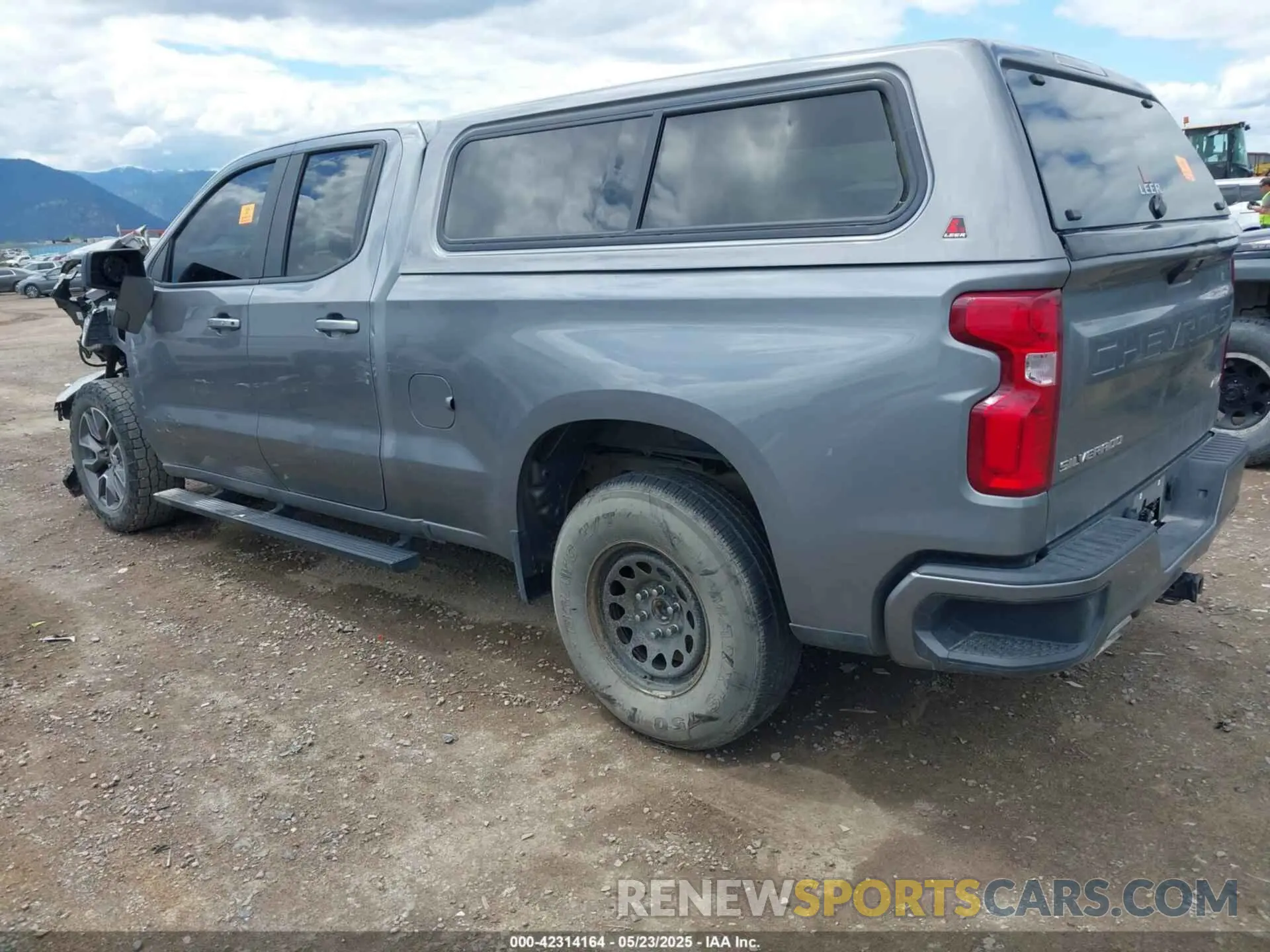 3 Photograph of a damaged car 1GCVYEET5MZ174422 CHEVROLET SILVERADO 1500 2021