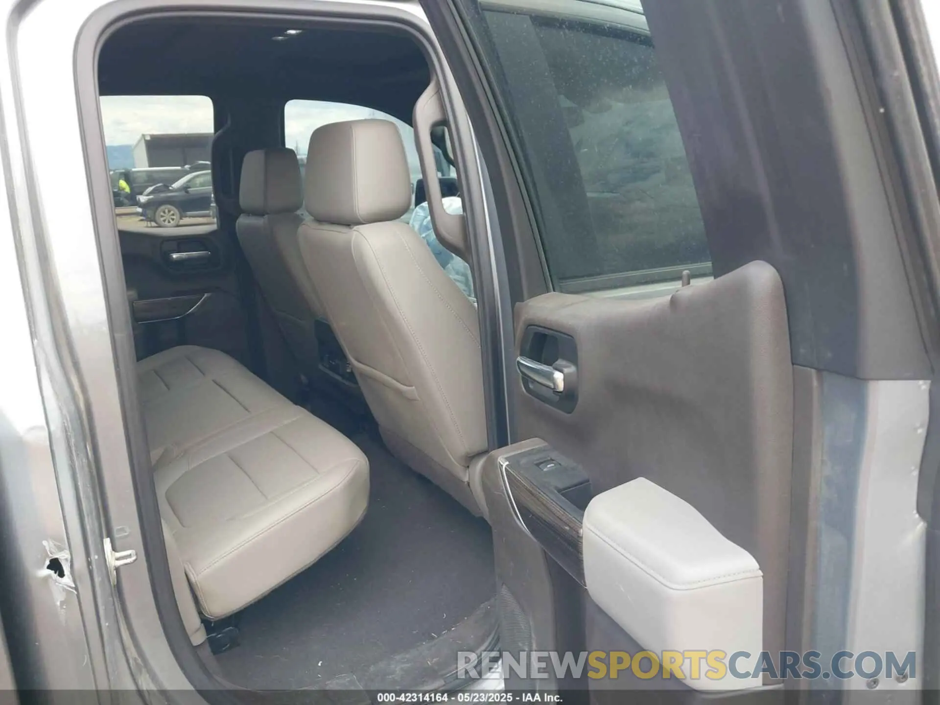 8 Photograph of a damaged car 1GCVYEET5MZ174422 CHEVROLET SILVERADO 1500 2021