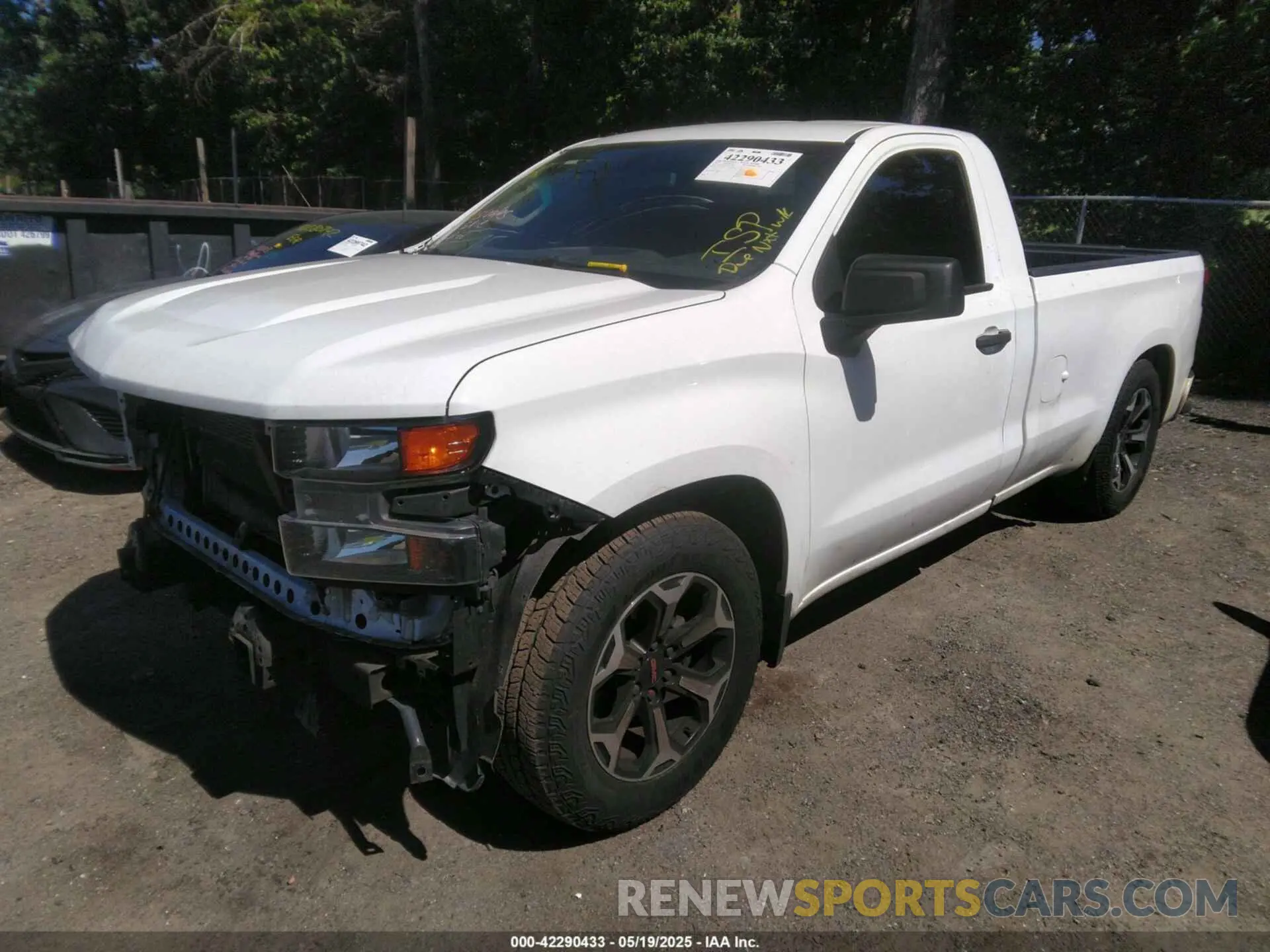 2 Photograph of a damaged car 3GCNWAEF0MG212468 CHEVROLET SILVERADO 1500 2021