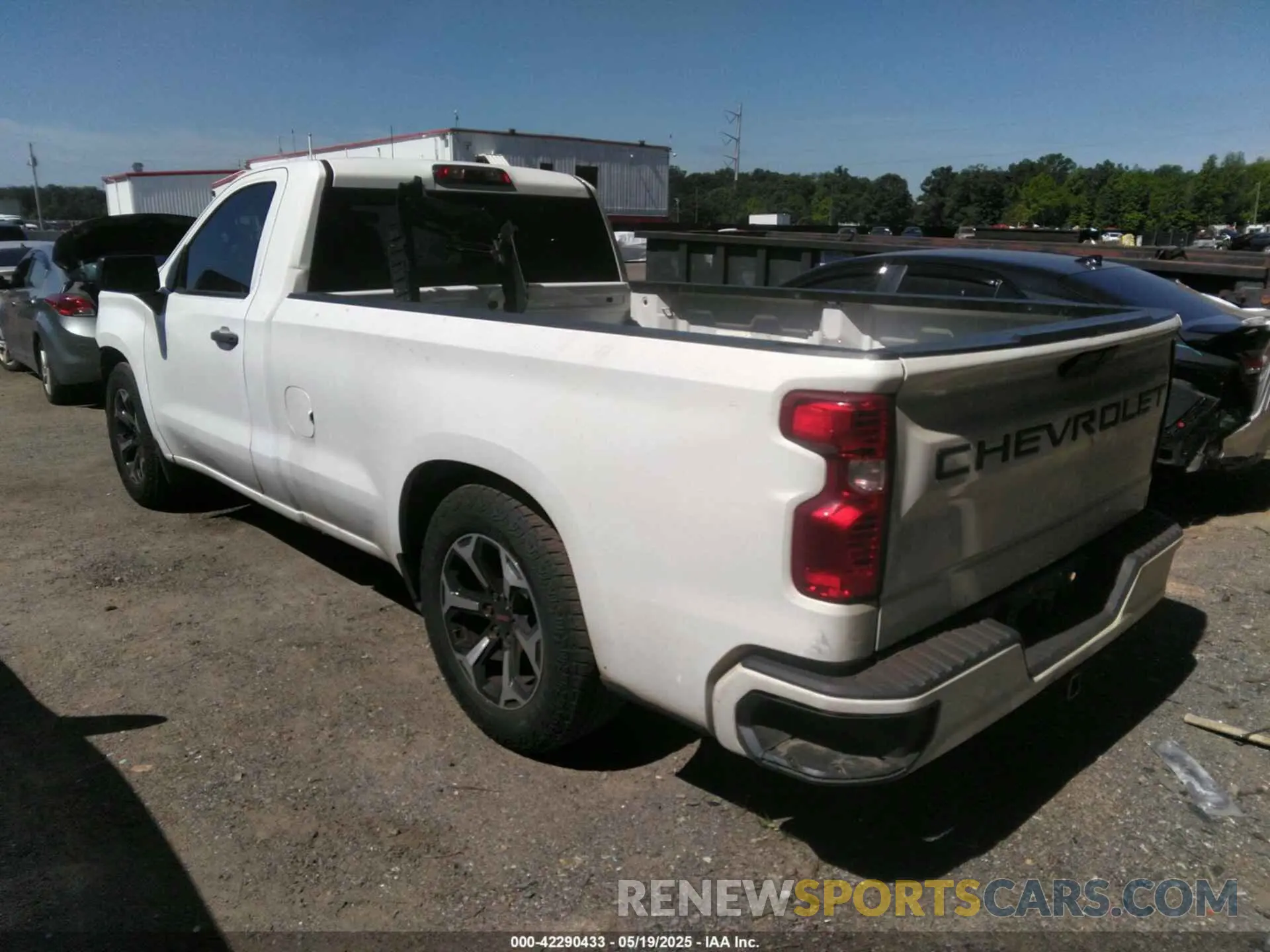 3 Photograph of a damaged car 3GCNWAEF0MG212468 CHEVROLET SILVERADO 1500 2021