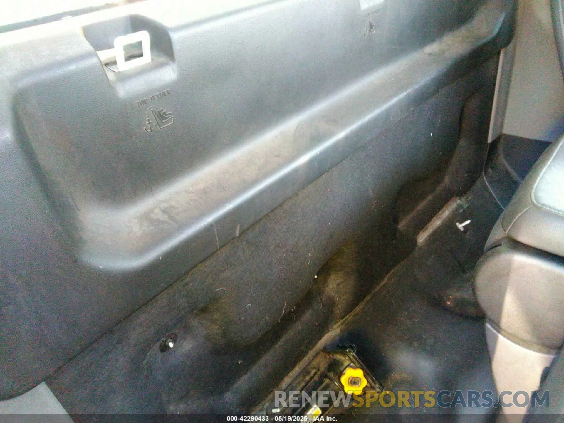 8 Photograph of a damaged car 3GCNWAEF0MG212468 CHEVROLET SILVERADO 1500 2021