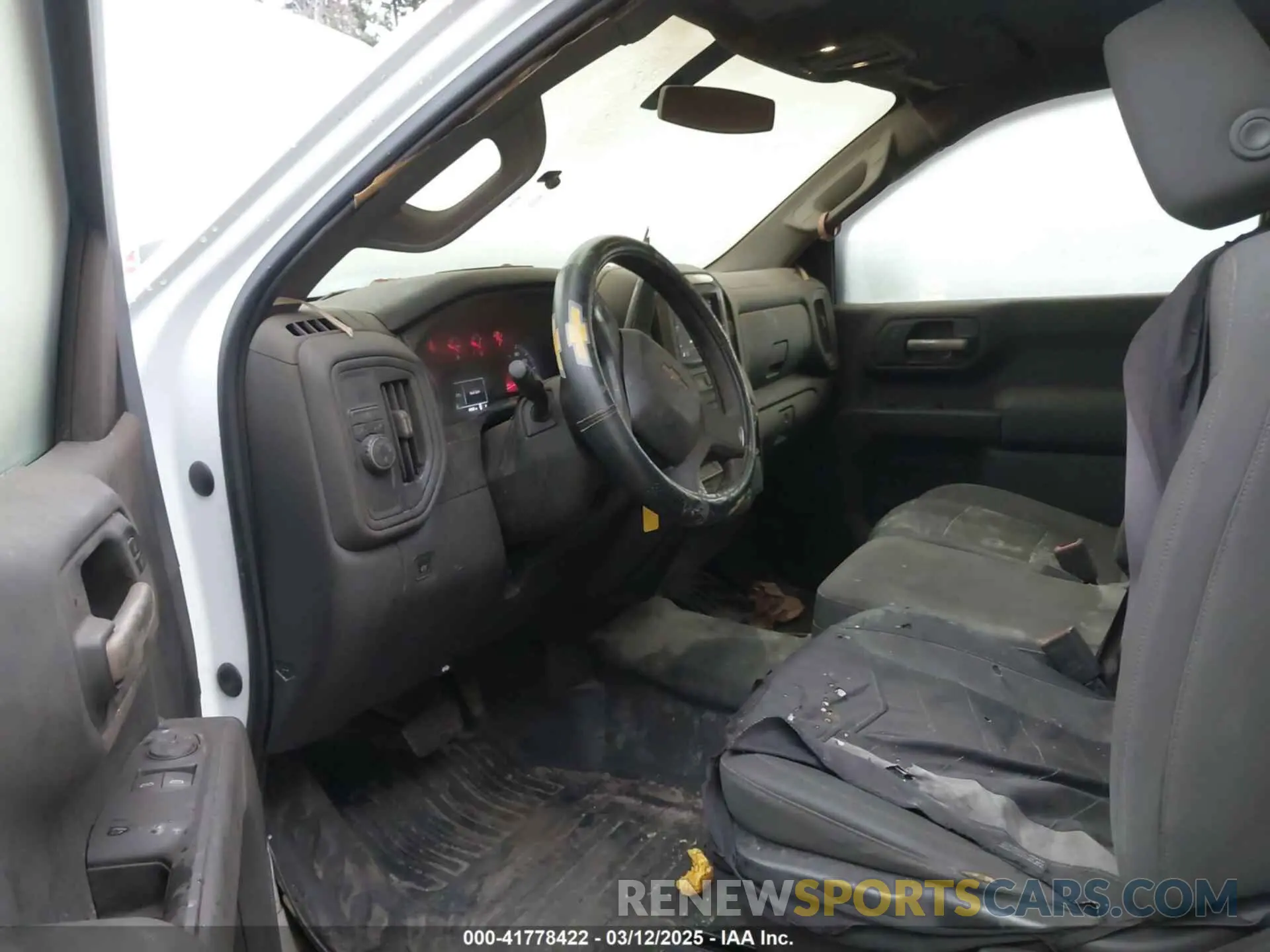 5 Photograph of a damaged car 3GCNWAEF4MG303016 CHEVROLET SILVERADO 1500 2021