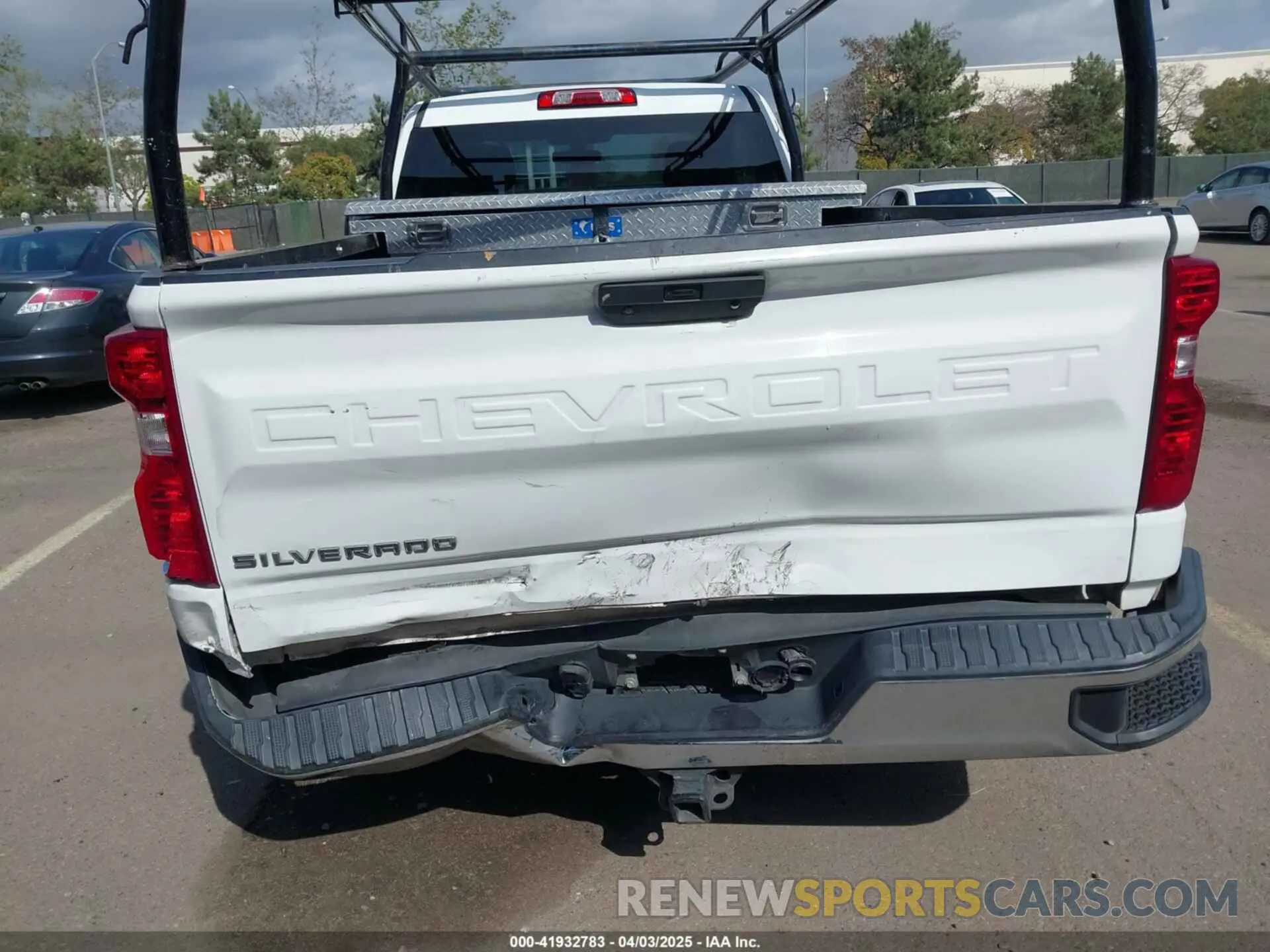 6 Photograph of a damaged car 3GCNWAEH5MG239795 CHEVROLET SILVERADO 1500 2021