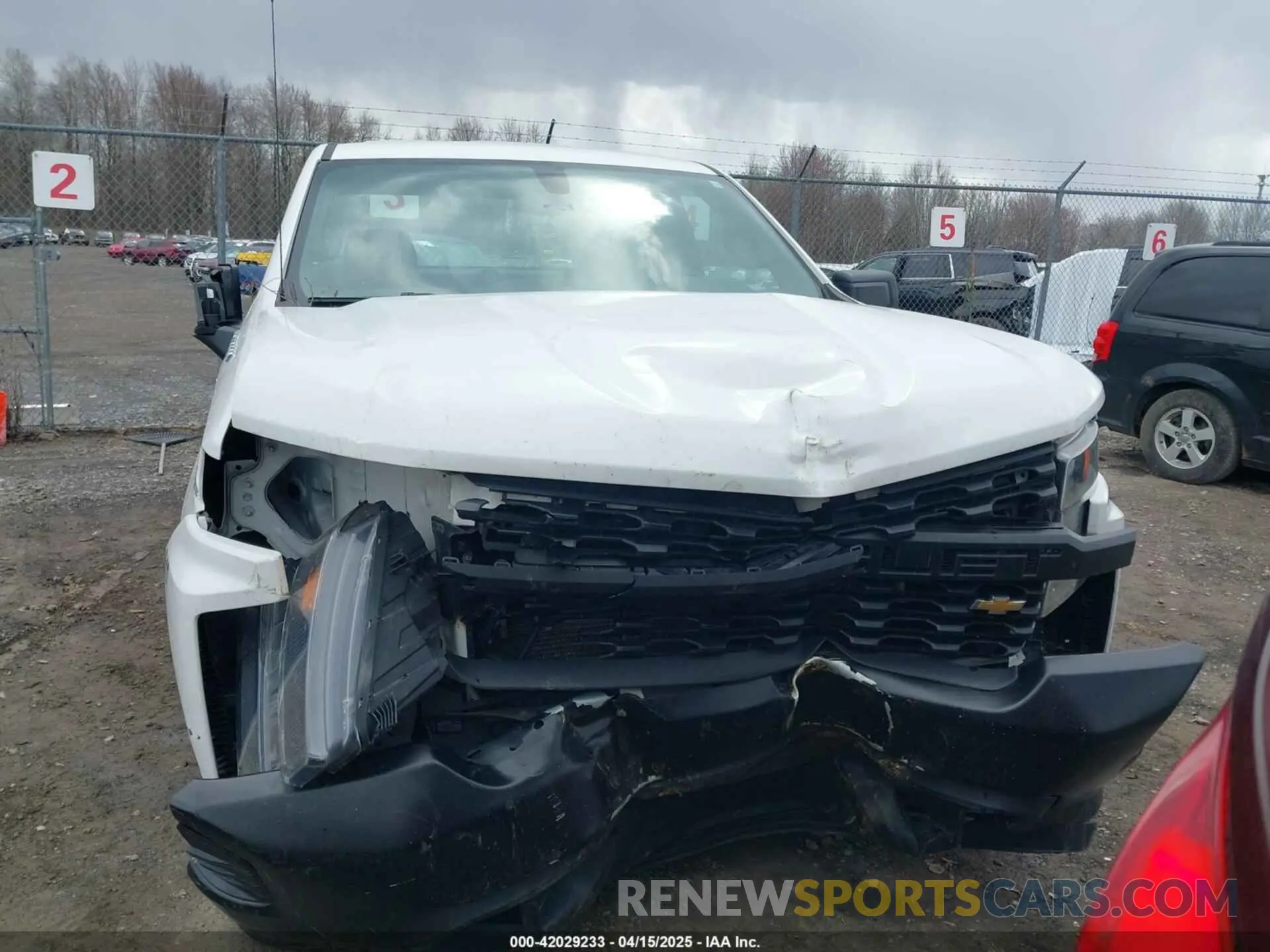 12 Photograph of a damaged car 3GCNWAEH5MG369642 CHEVROLET SILVERADO 1500 2021