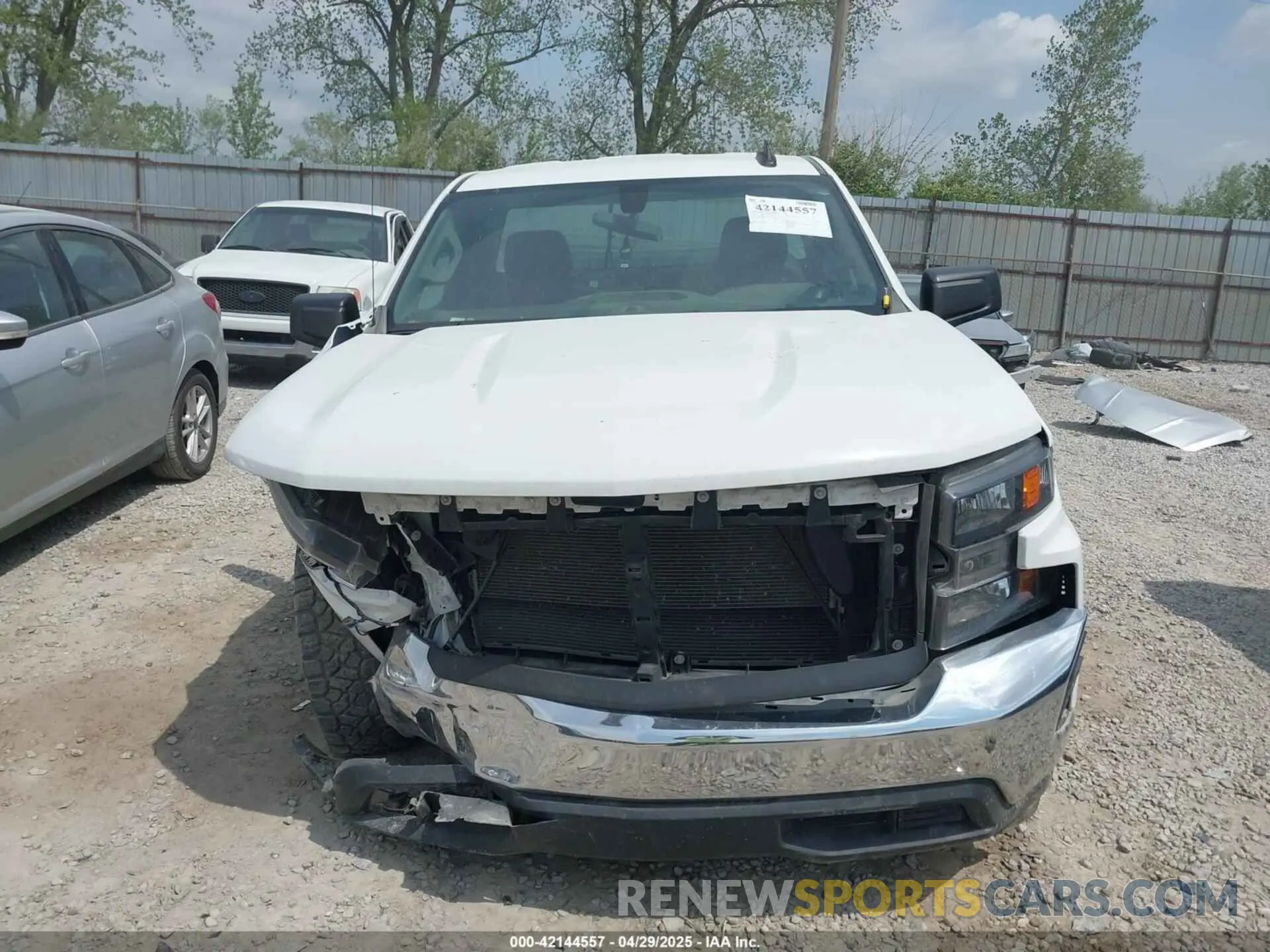 12 Photograph of a damaged car 3GCNWAEH6MG316044 CHEVROLET SILVERADO 1500 2021