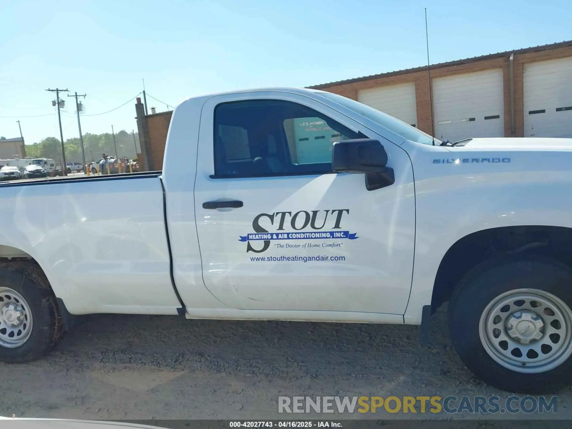 13 Photograph of a damaged car 3GCNWAEK3MG330737 CHEVROLET SILVERADO 1500 2021