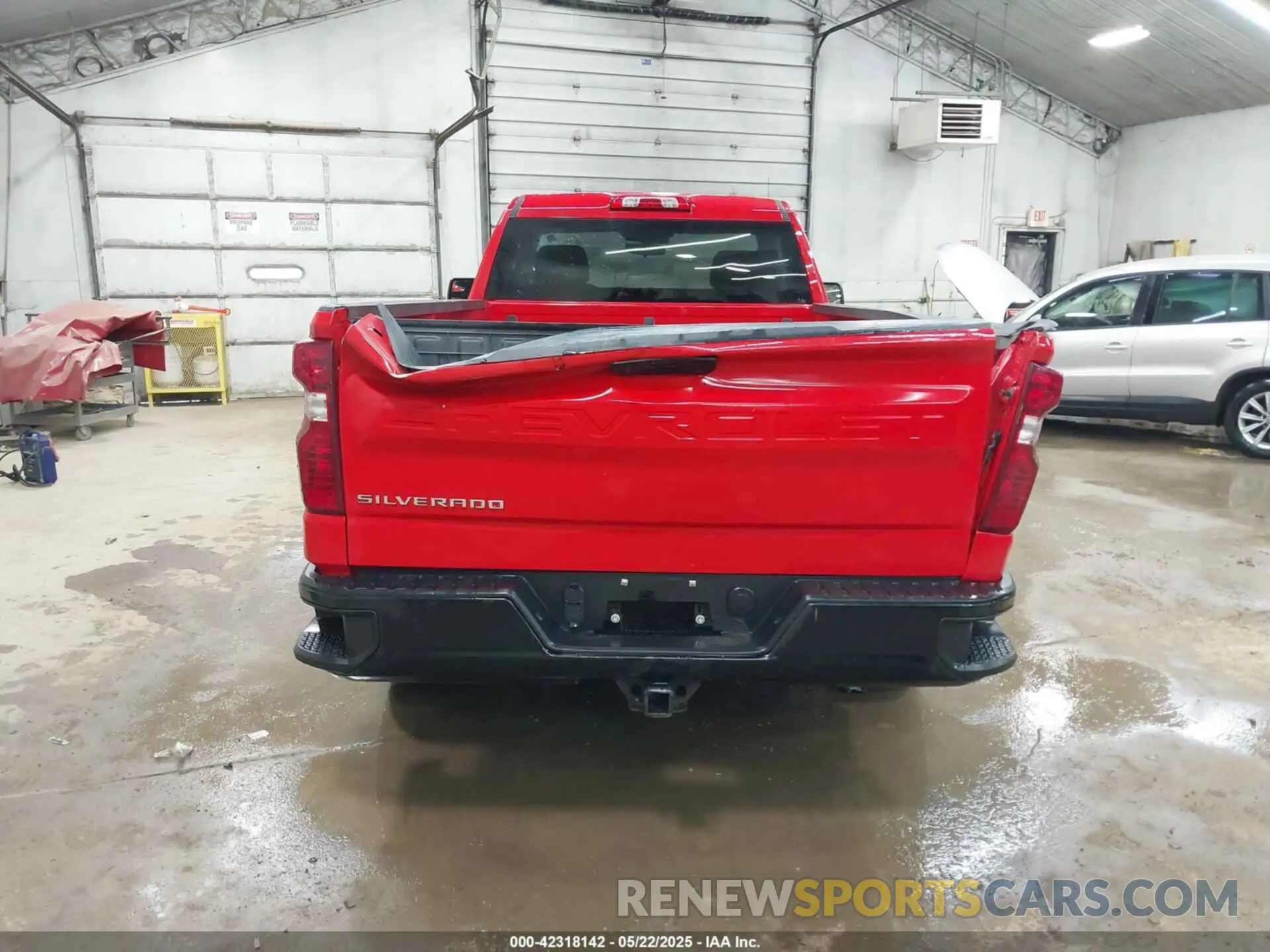 16 Photograph of a damaged car 3GCNYAEF9MG275059 CHEVROLET SILVERADO 1500 2021