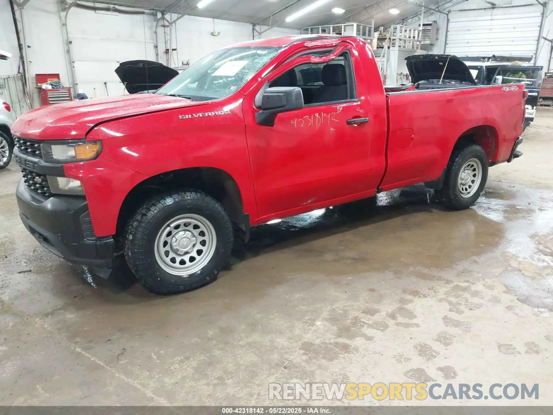 2 Photograph of a damaged car 3GCNYAEF9MG275059 CHEVROLET SILVERADO 1500 2021