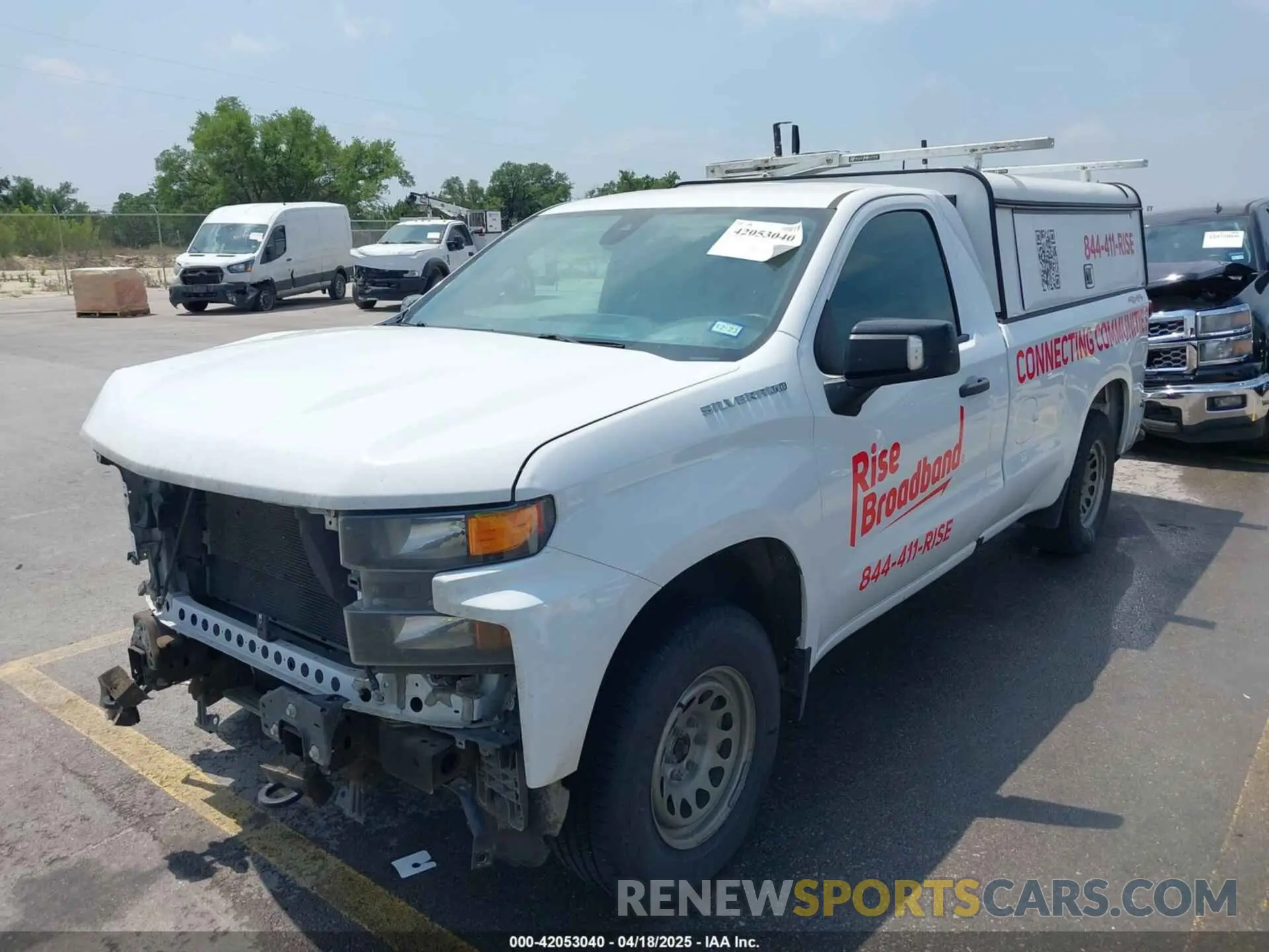 2 Photograph of a damaged car 3GCNYAEH3MG479597 CHEVROLET SILVERADO 1500 2021