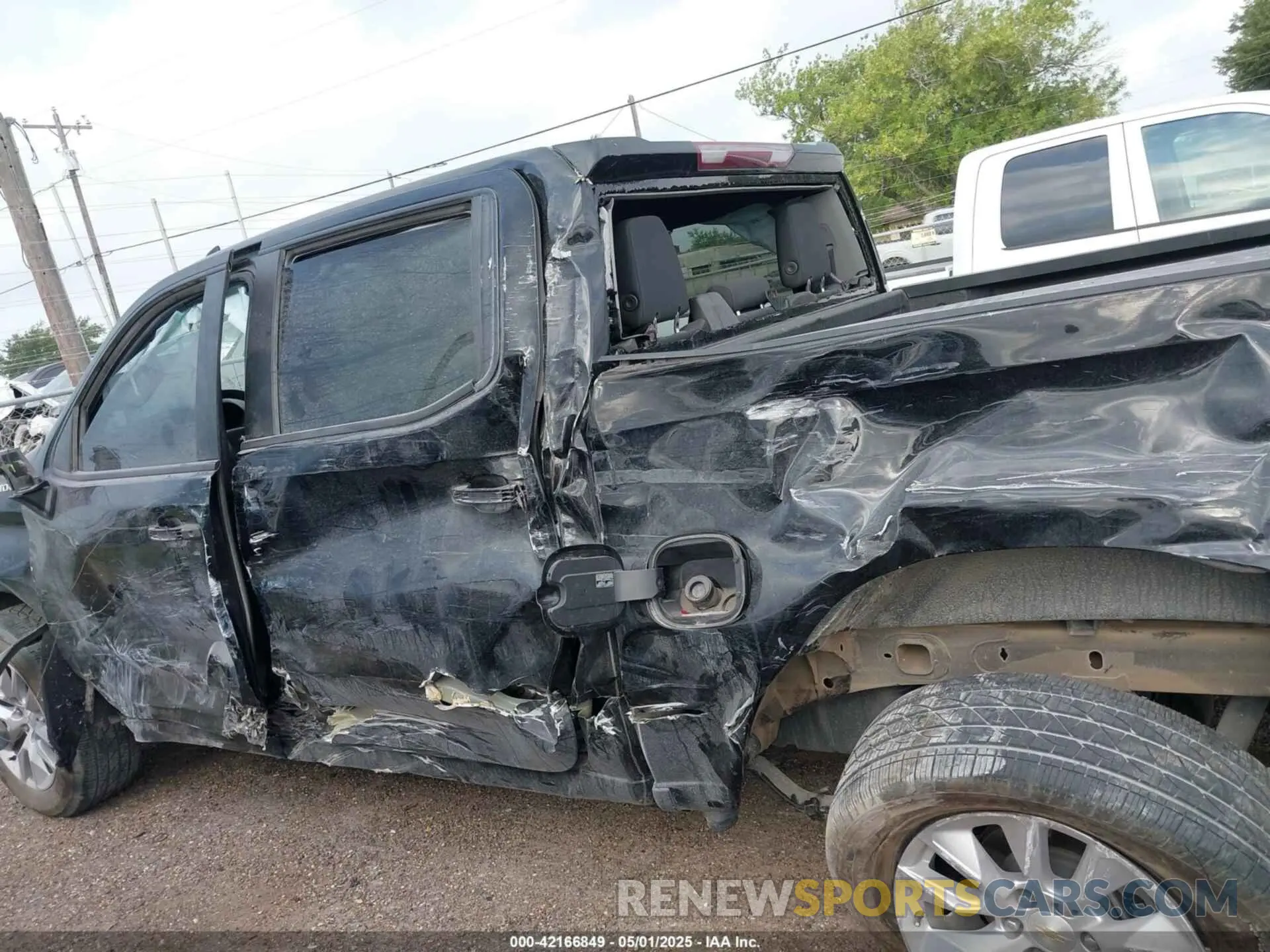 14 Photograph of a damaged car 3GCPWBEK3MG297088 CHEVROLET SILVERADO 1500 2021
