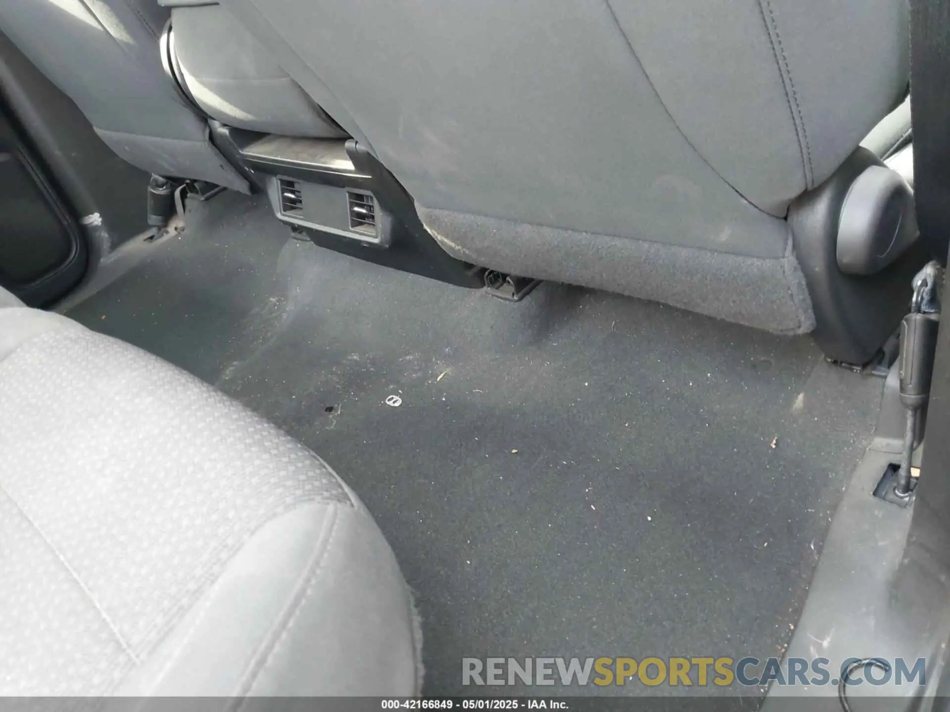 8 Photograph of a damaged car 3GCPWBEK3MG297088 CHEVROLET SILVERADO 1500 2021