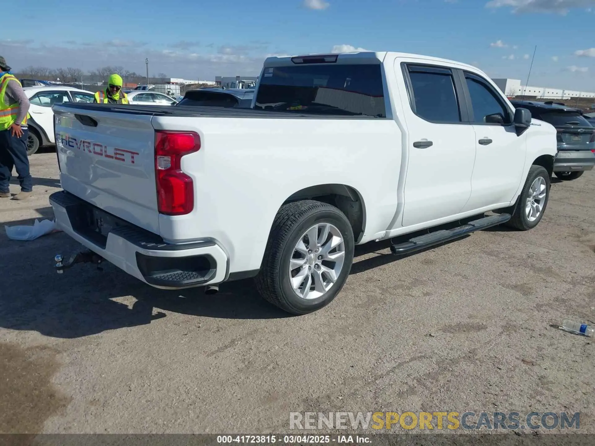 4 Photograph of a damaged car 3GCPWBEK6MG352911 CHEVROLET SILVERADO 1500 2021