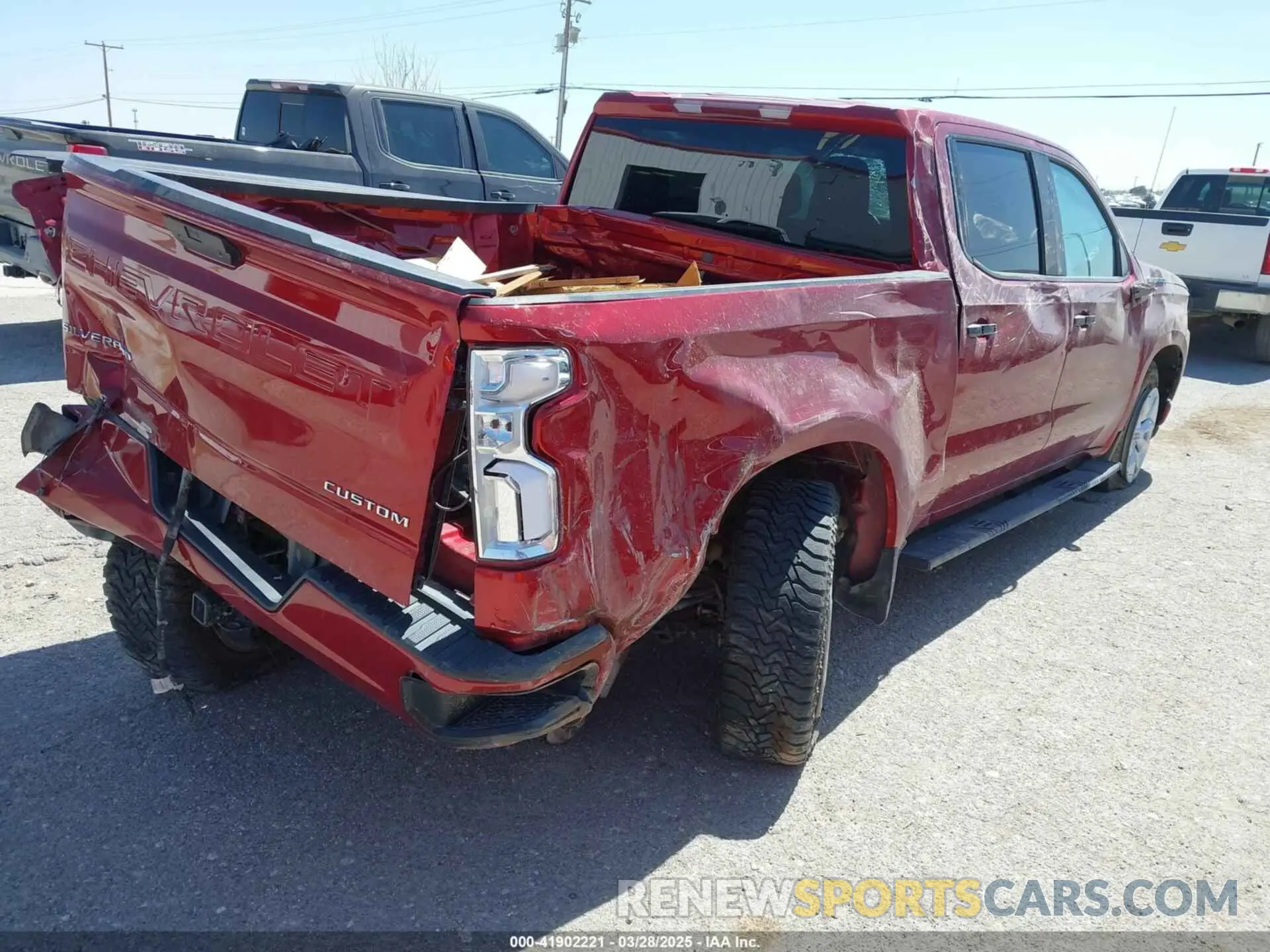 4 Photograph of a damaged car 3GCPWBEK8MG371573 CHEVROLET SILVERADO 1500 2021