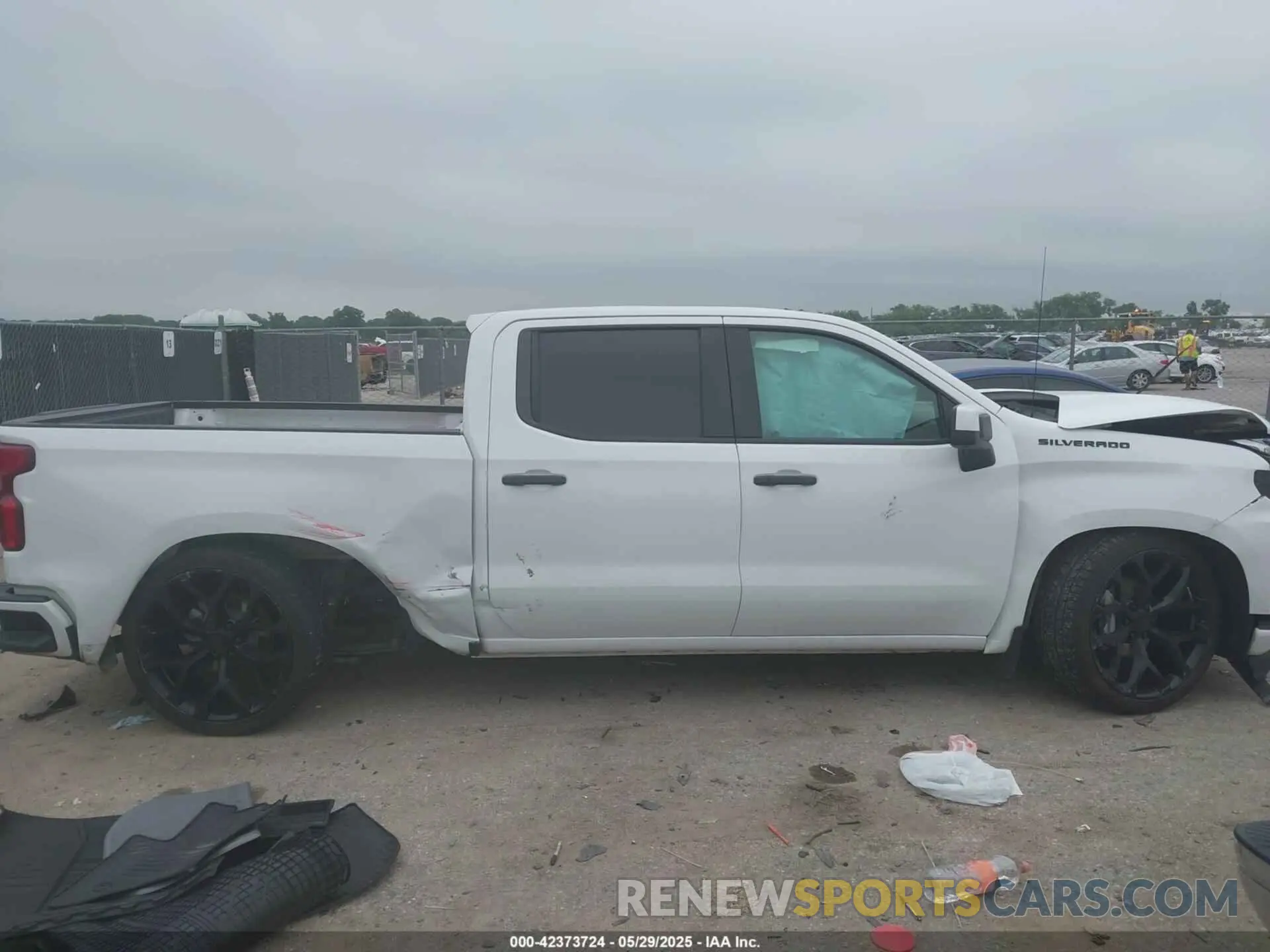 14 Photograph of a damaged car 3GCPWBEK9MG102403 CHEVROLET SILVERADO 1500 2021