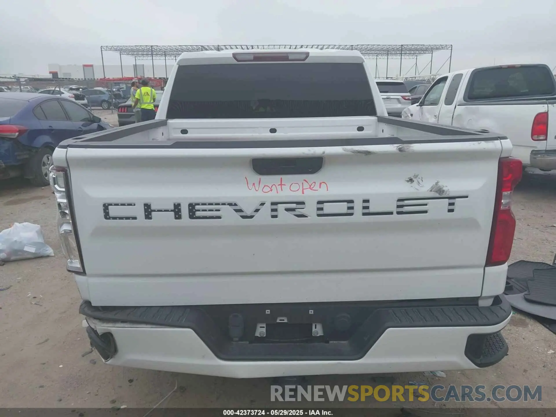 17 Photograph of a damaged car 3GCPWBEK9MG102403 CHEVROLET SILVERADO 1500 2021