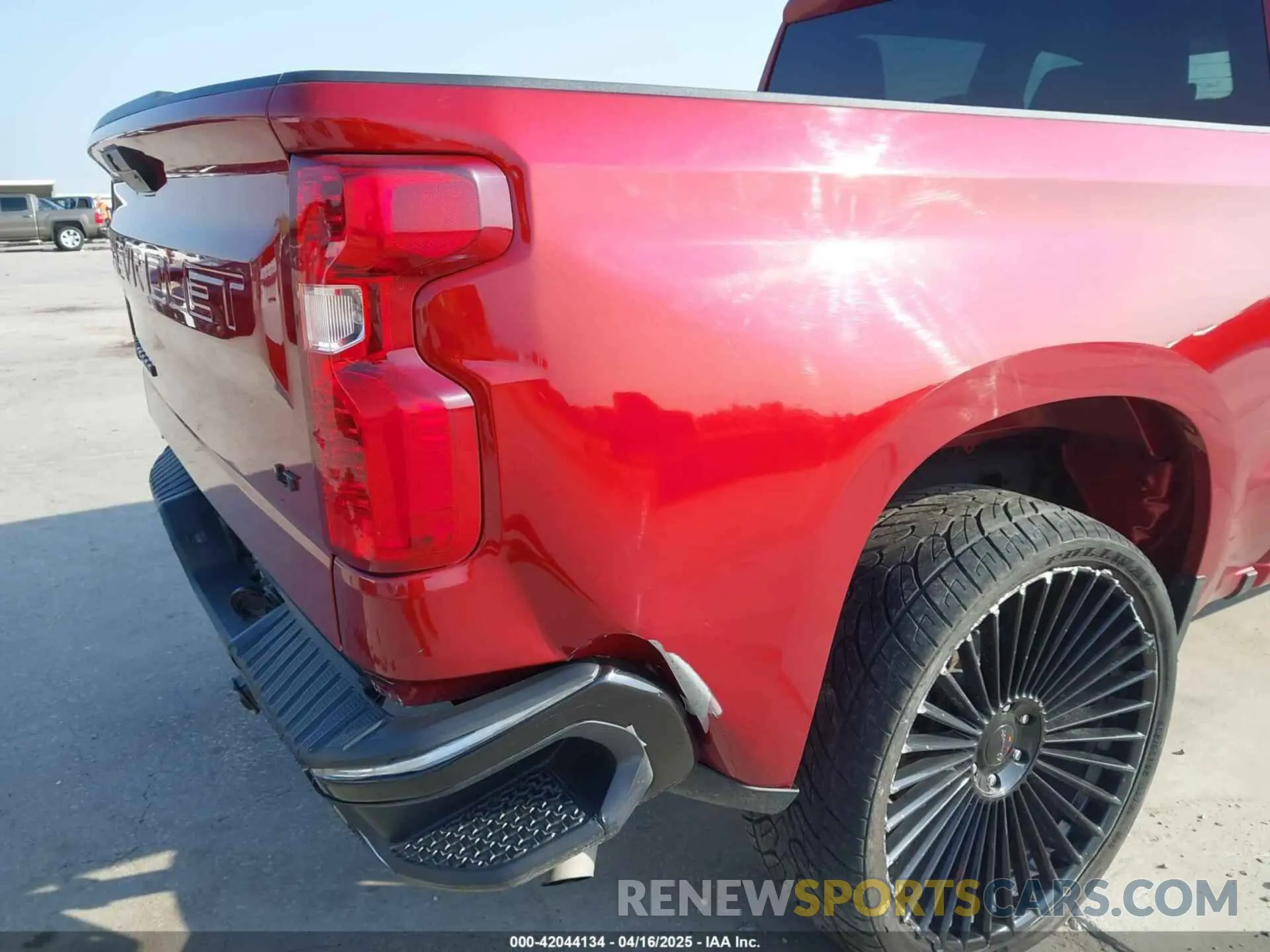 19 Photograph of a damaged car 3GCPWCED1MG450462 CHEVROLET SILVERADO 1500 2021