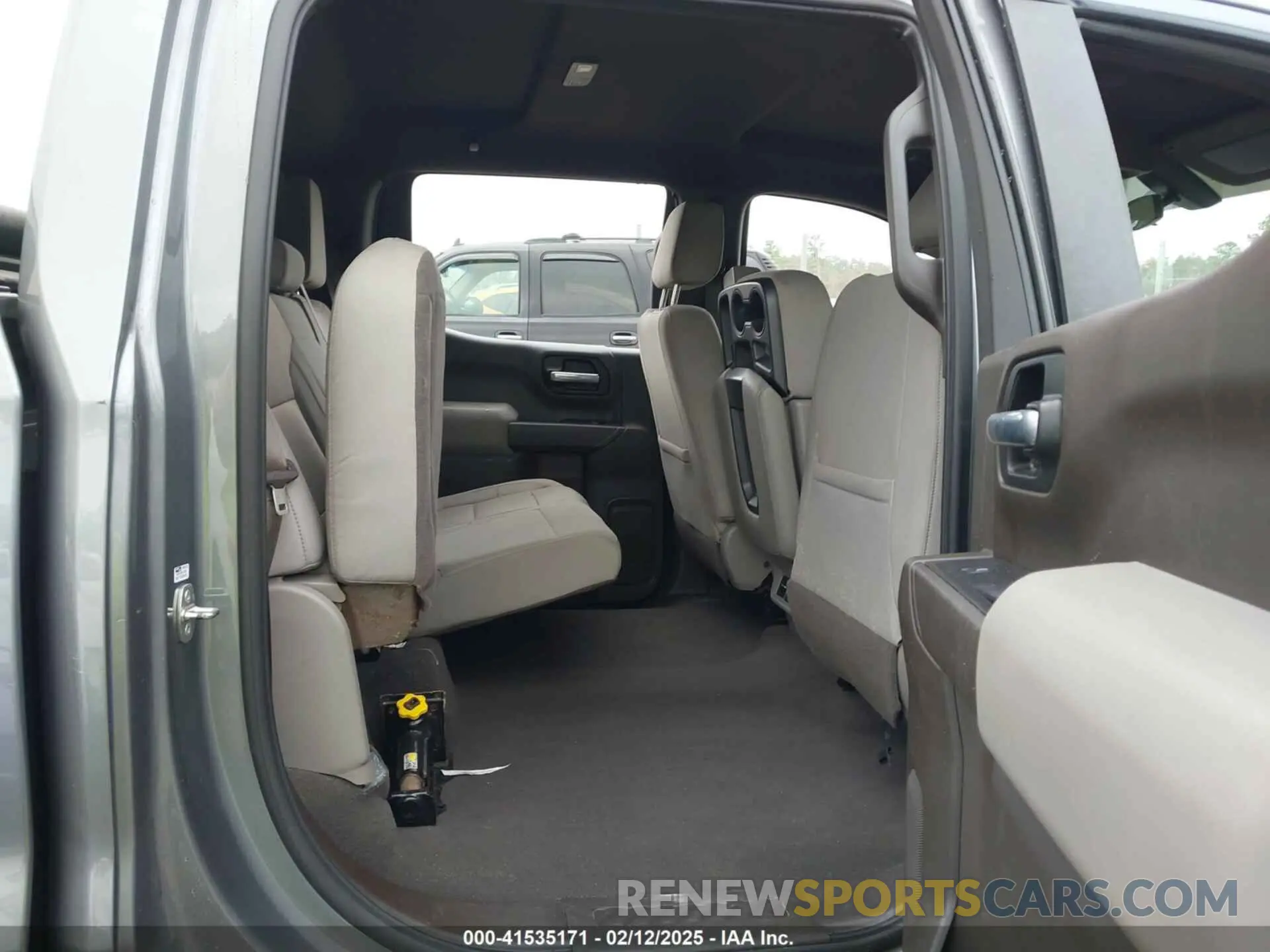 8 Photograph of a damaged car 3GCPWCED7MG245504 CHEVROLET SILVERADO 1500 2021