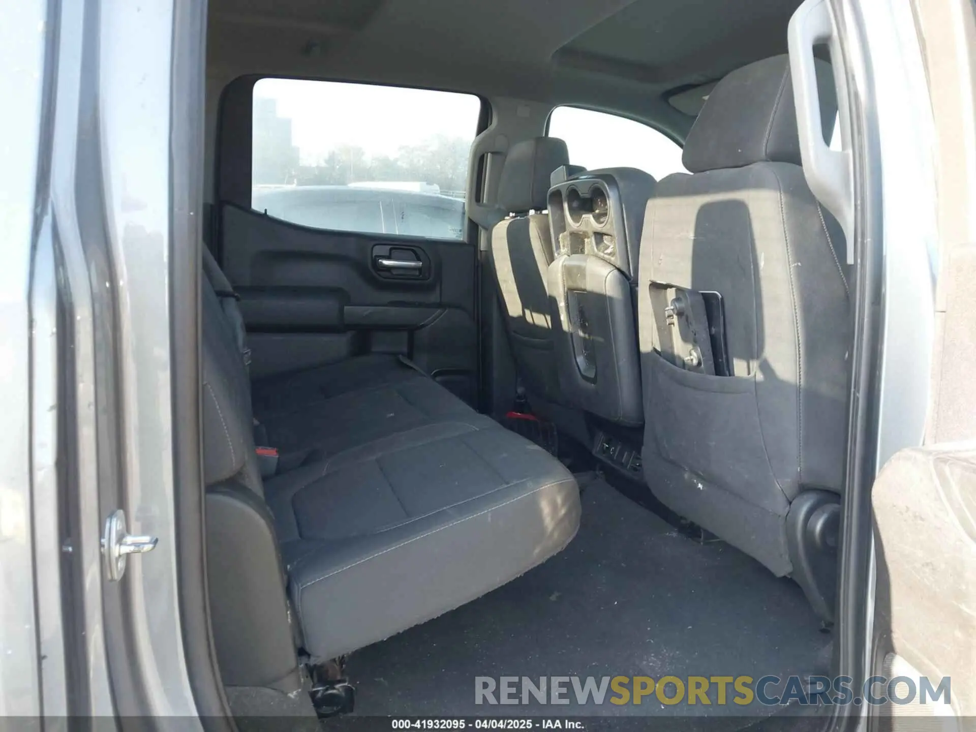 8 Photograph of a damaged car 3GCPWCEDXMG229720 CHEVROLET SILVERADO 1500 2021