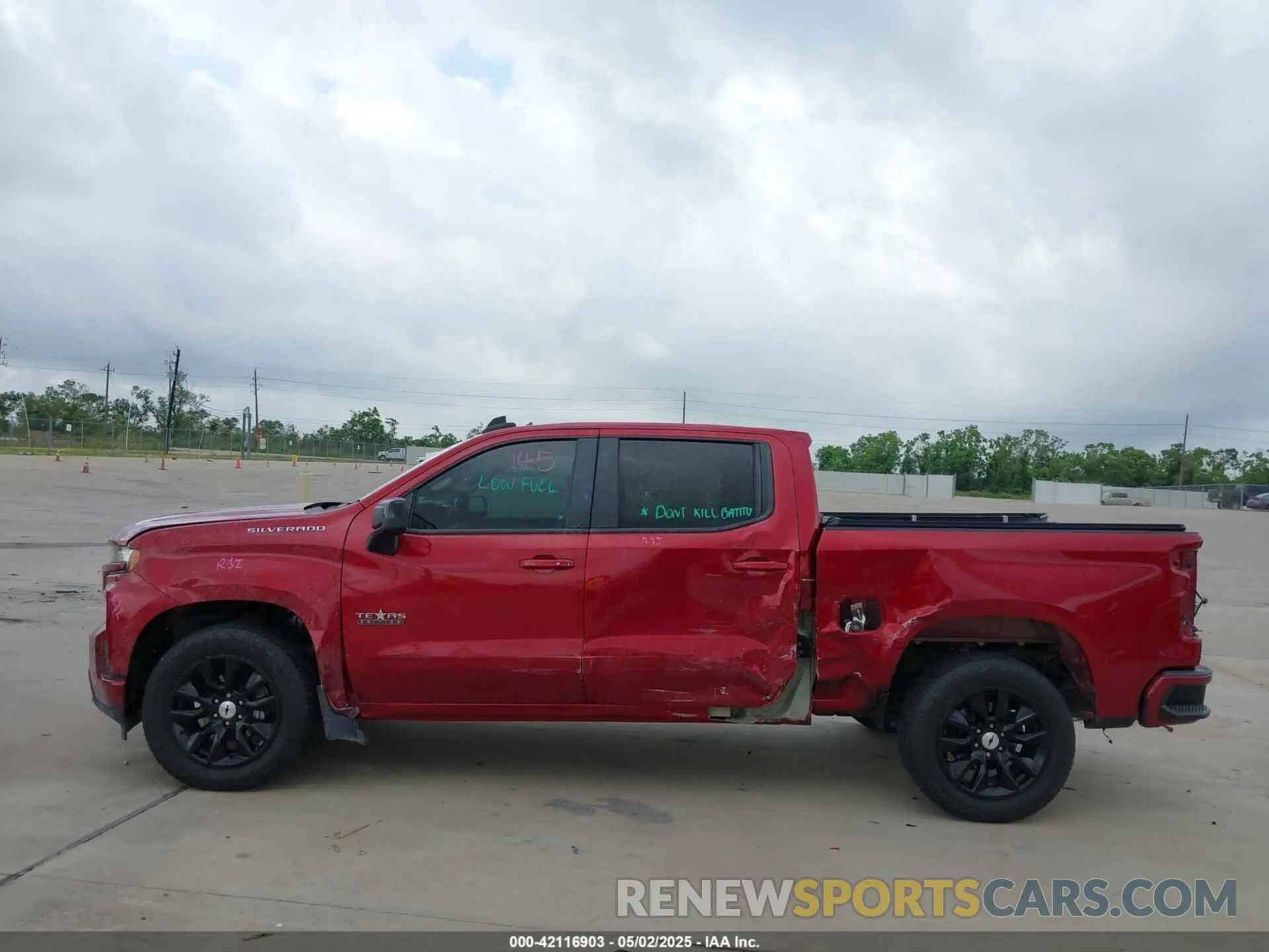 14 Photograph of a damaged car 3GCPWDED8MG385275 CHEVROLET SILVERADO 1500 2021