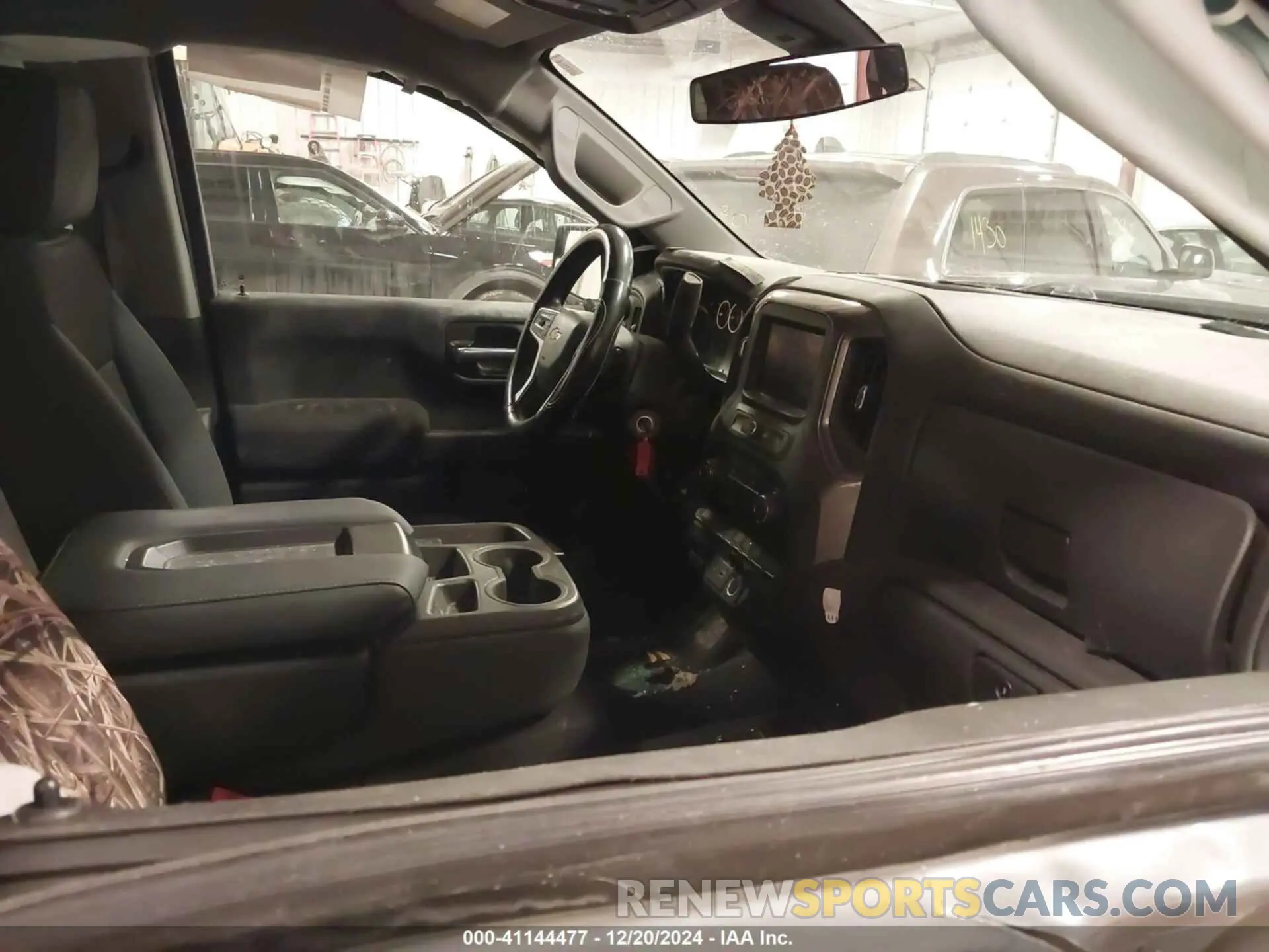 5 Photograph of a damaged car 3GCPYBEK1MG325092 CHEVROLET SILVERADO 1500 2021