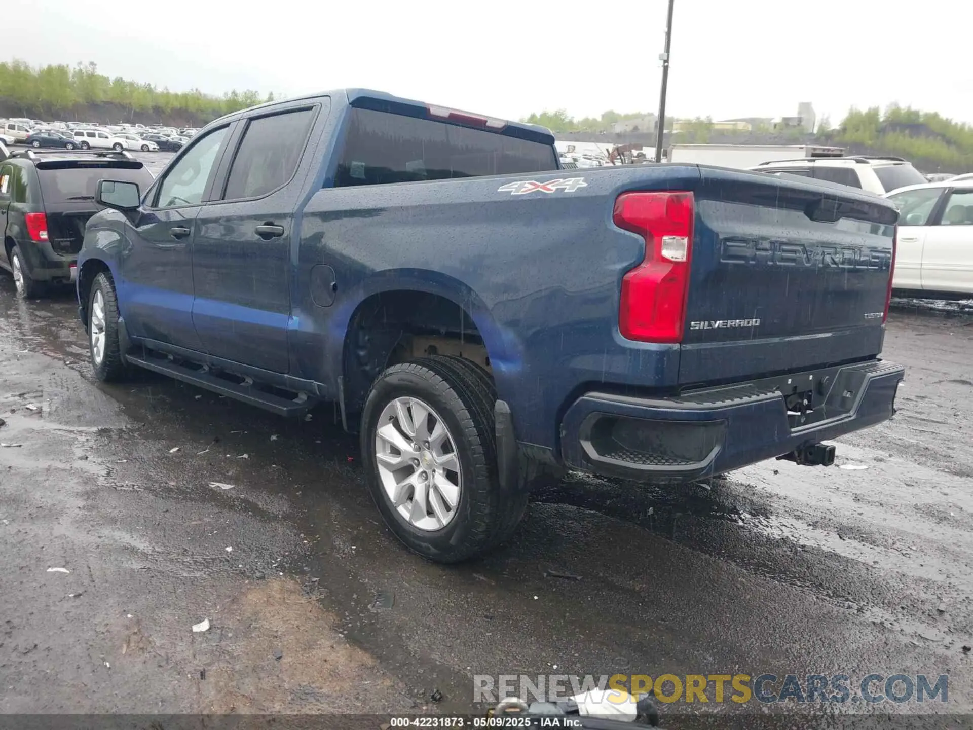 3 Photograph of a damaged car 3GCPYBEK3MG294668 CHEVROLET SILVERADO 1500 2021
