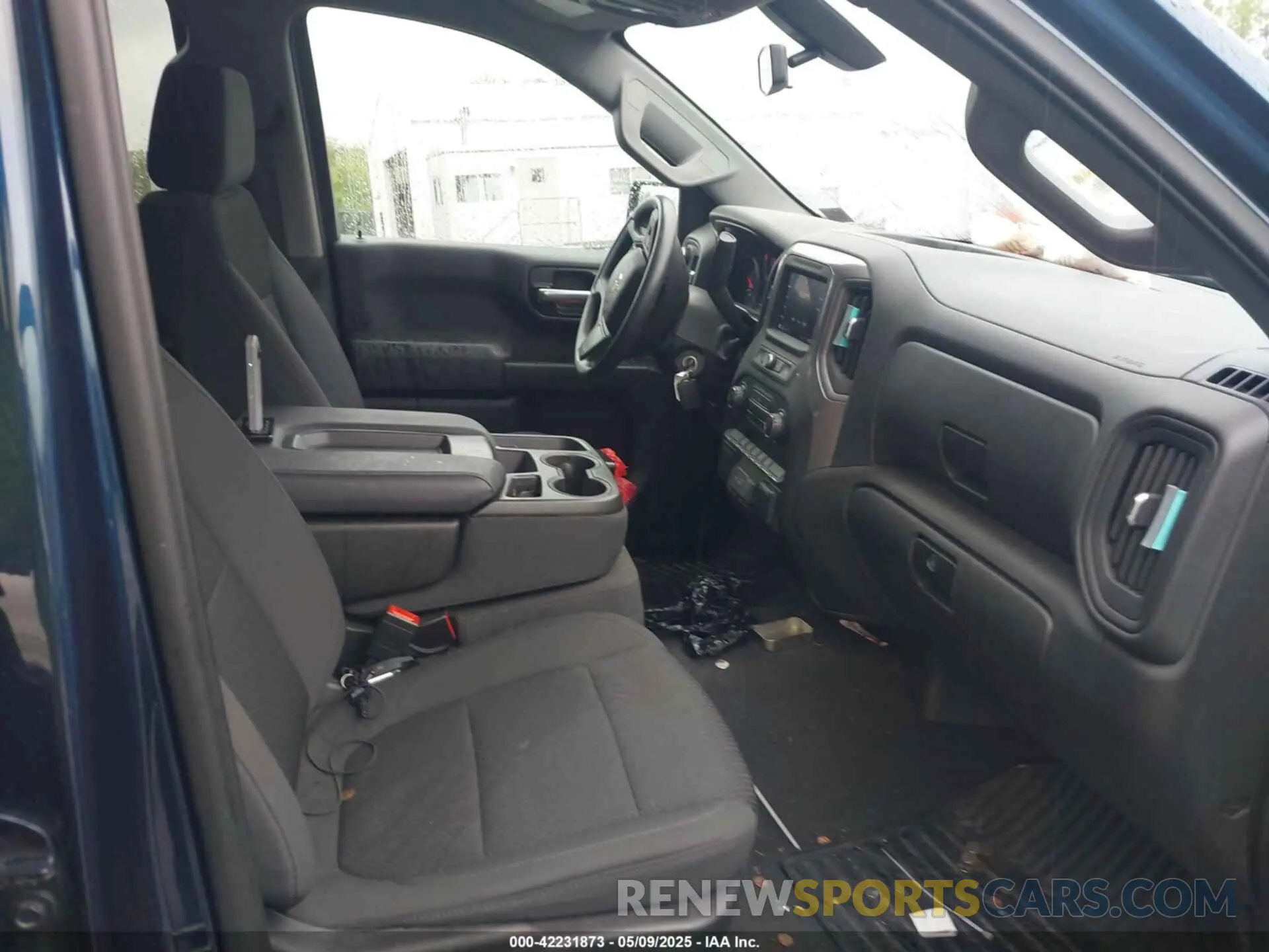 5 Photograph of a damaged car 3GCPYBEK3MG294668 CHEVROLET SILVERADO 1500 2021