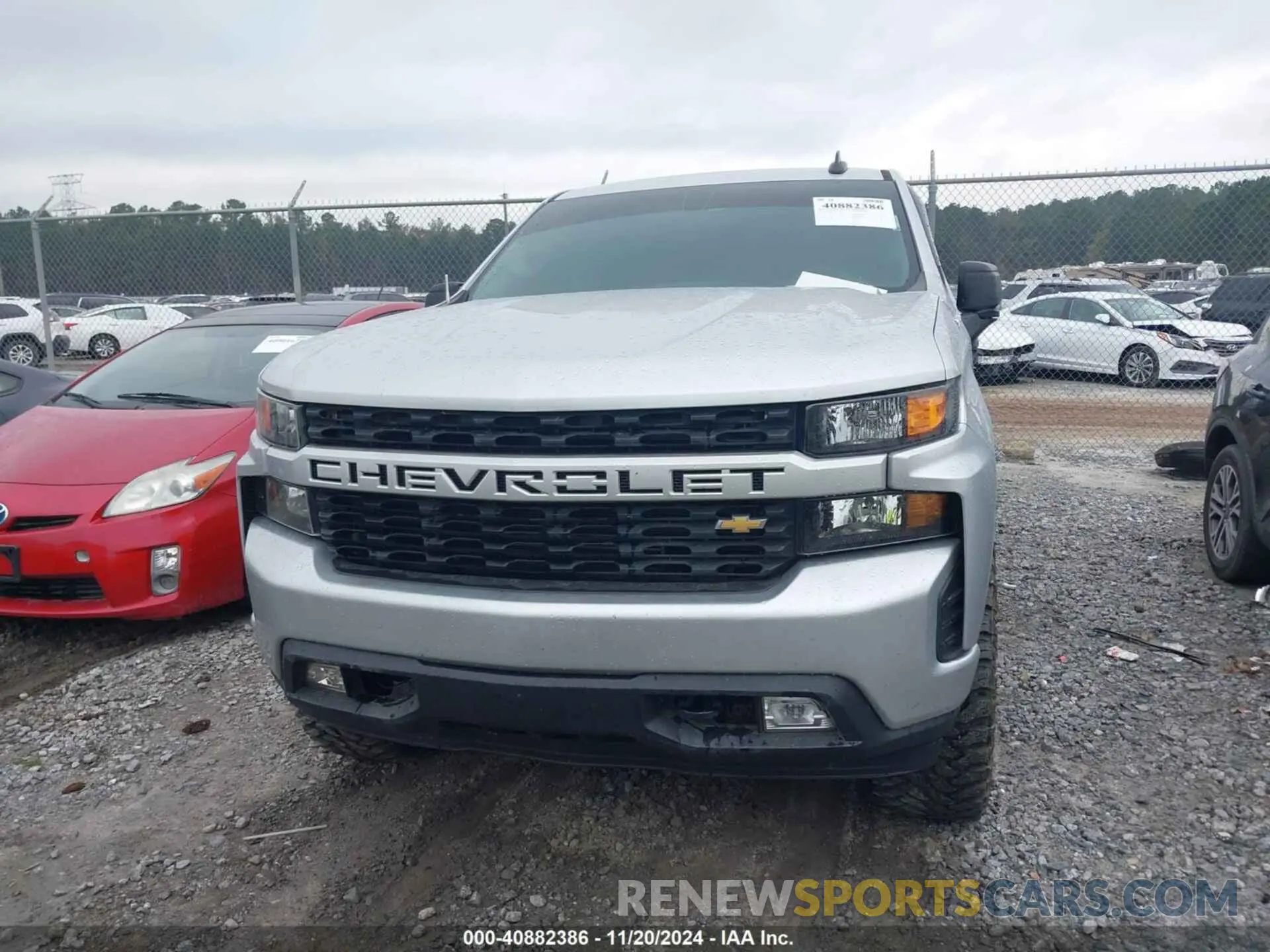 12 Photograph of a damaged car 3GCPYBEK5MG162138 CHEVROLET SILVERADO 1500 2021