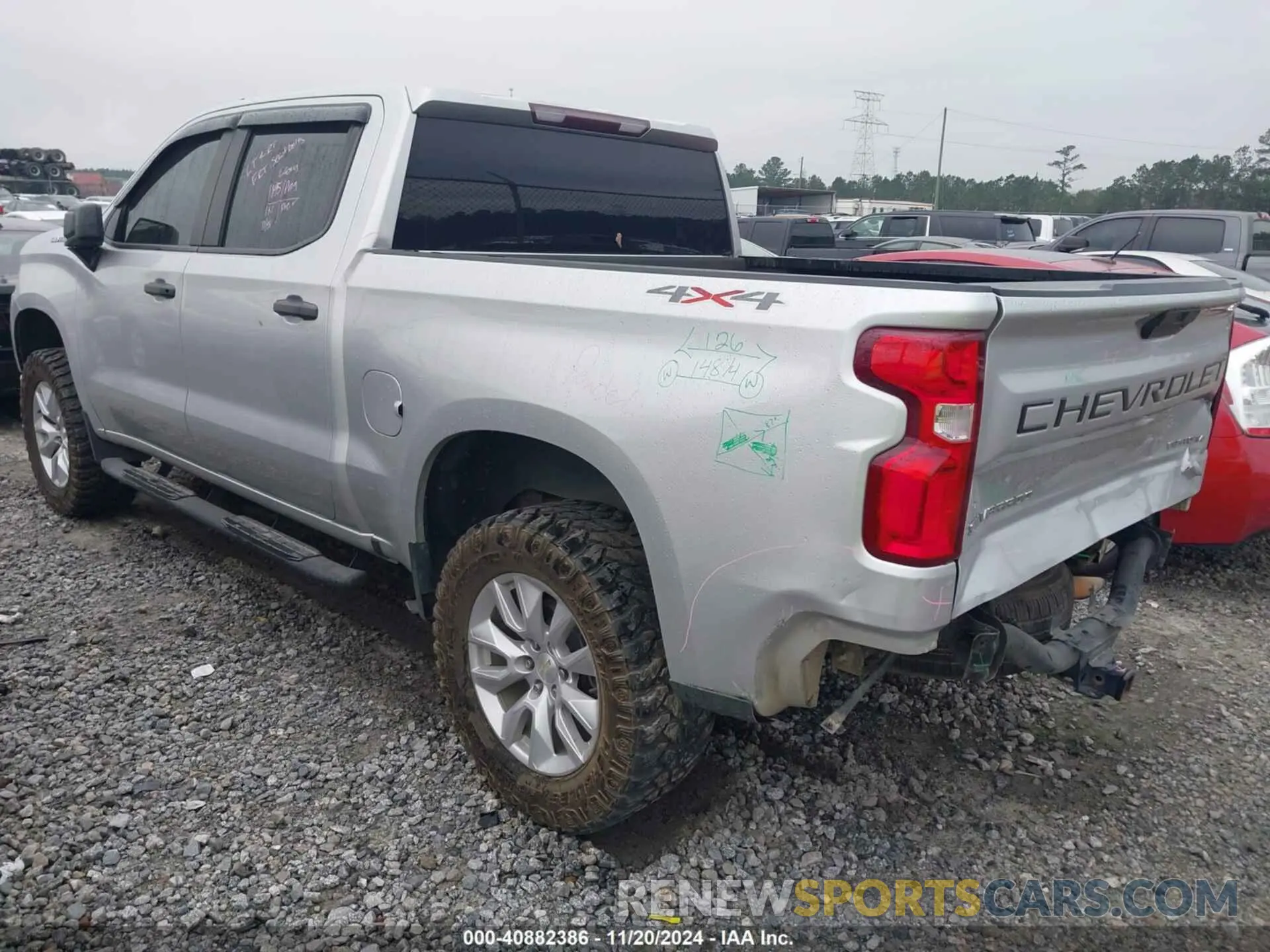 3 Photograph of a damaged car 3GCPYBEK5MG162138 CHEVROLET SILVERADO 1500 2021