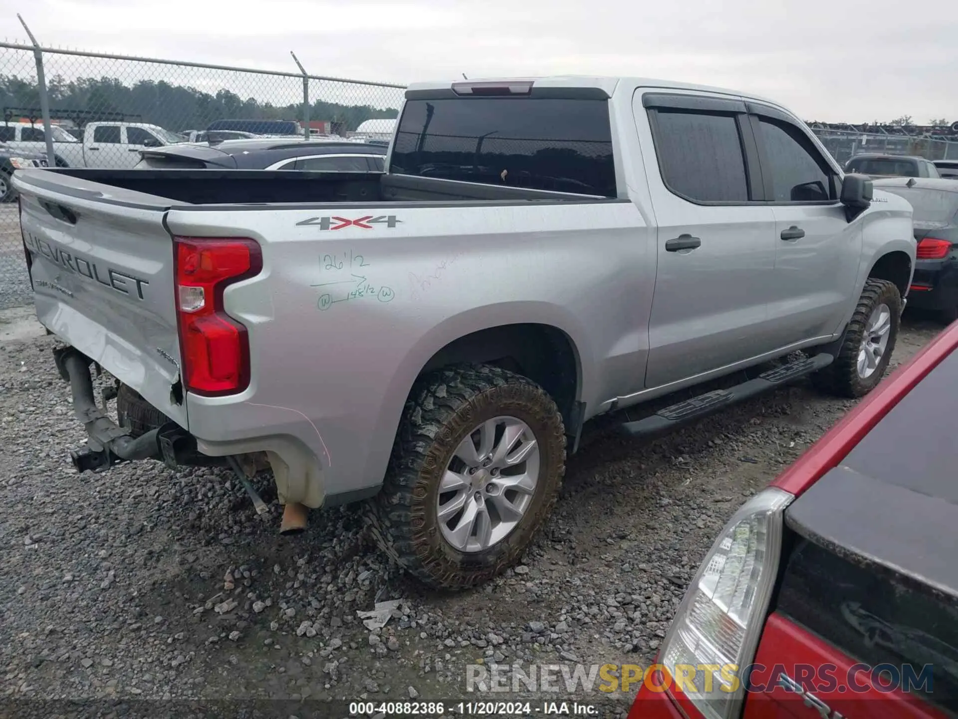4 Photograph of a damaged car 3GCPYBEK5MG162138 CHEVROLET SILVERADO 1500 2021