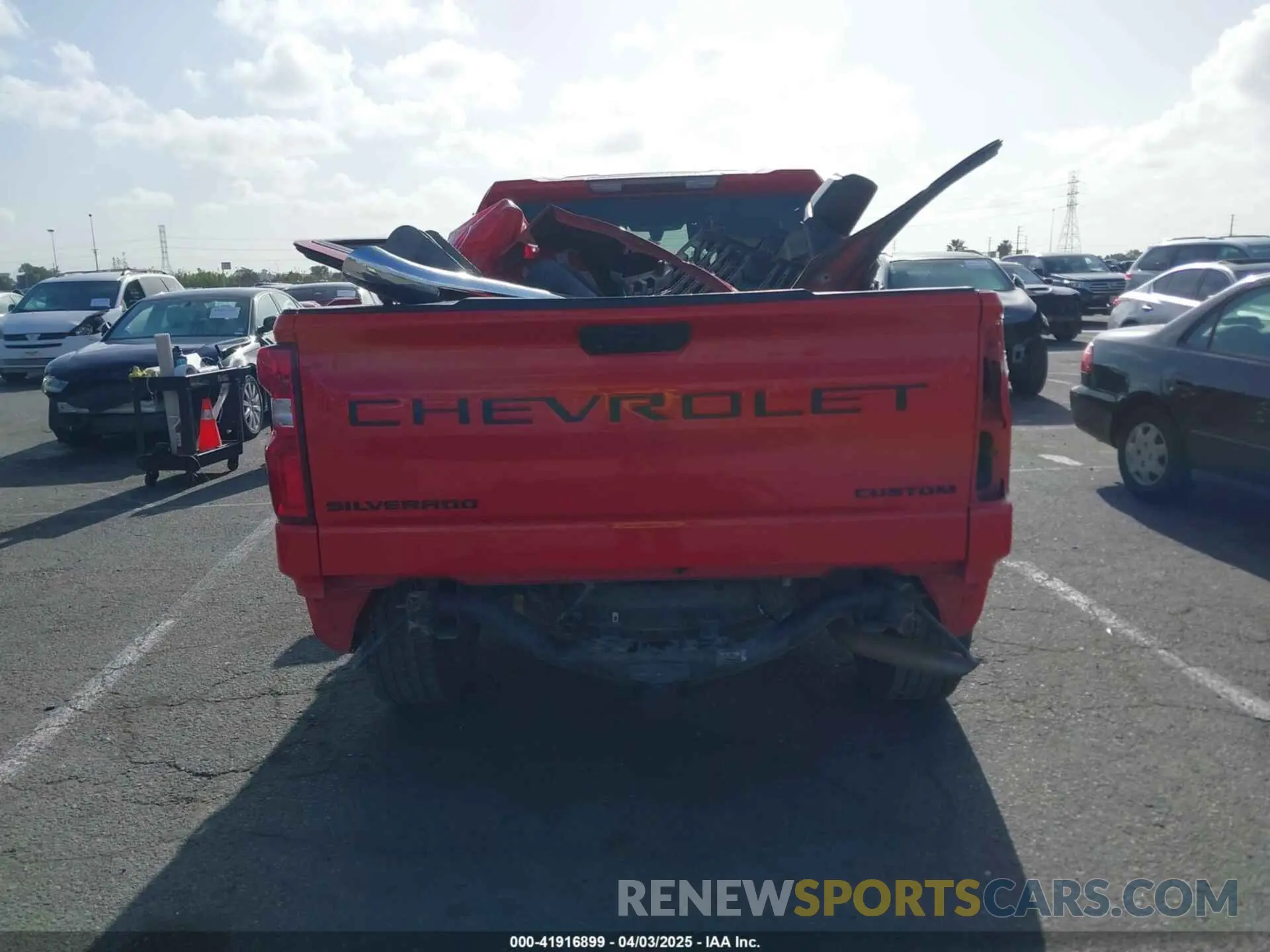 17 Photograph of a damaged car 3GCPYBEK9MG186717 CHEVROLET SILVERADO 1500 2021