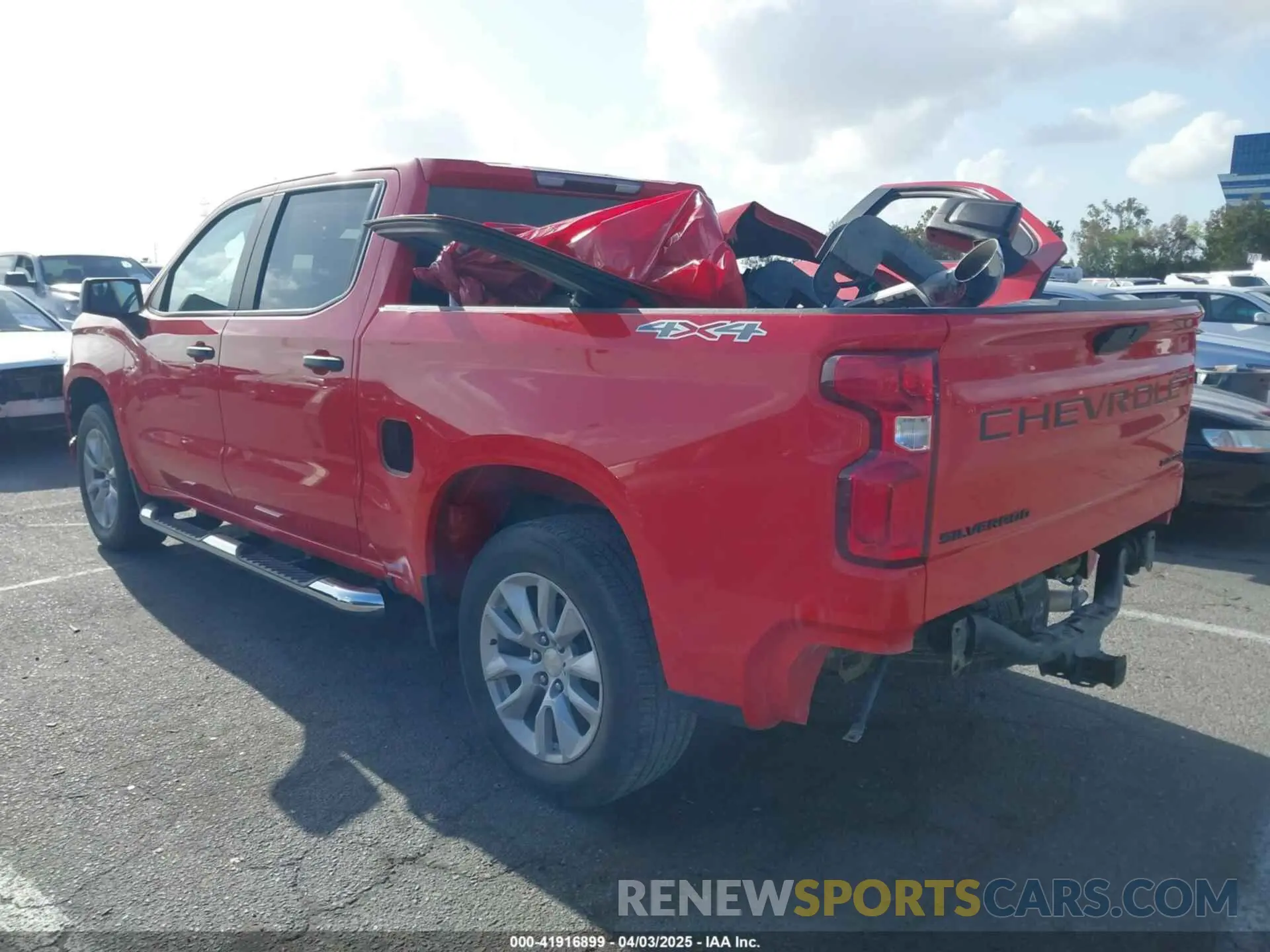 3 Photograph of a damaged car 3GCPYBEK9MG186717 CHEVROLET SILVERADO 1500 2021