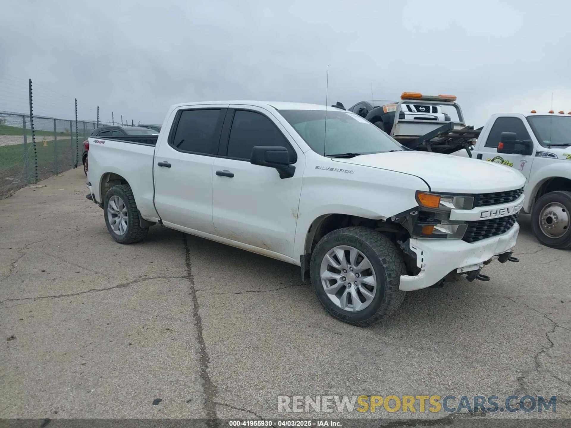 1 Photograph of a damaged car 3GCPYBEKXMG320926 CHEVROLET SILVERADO 1500 2021