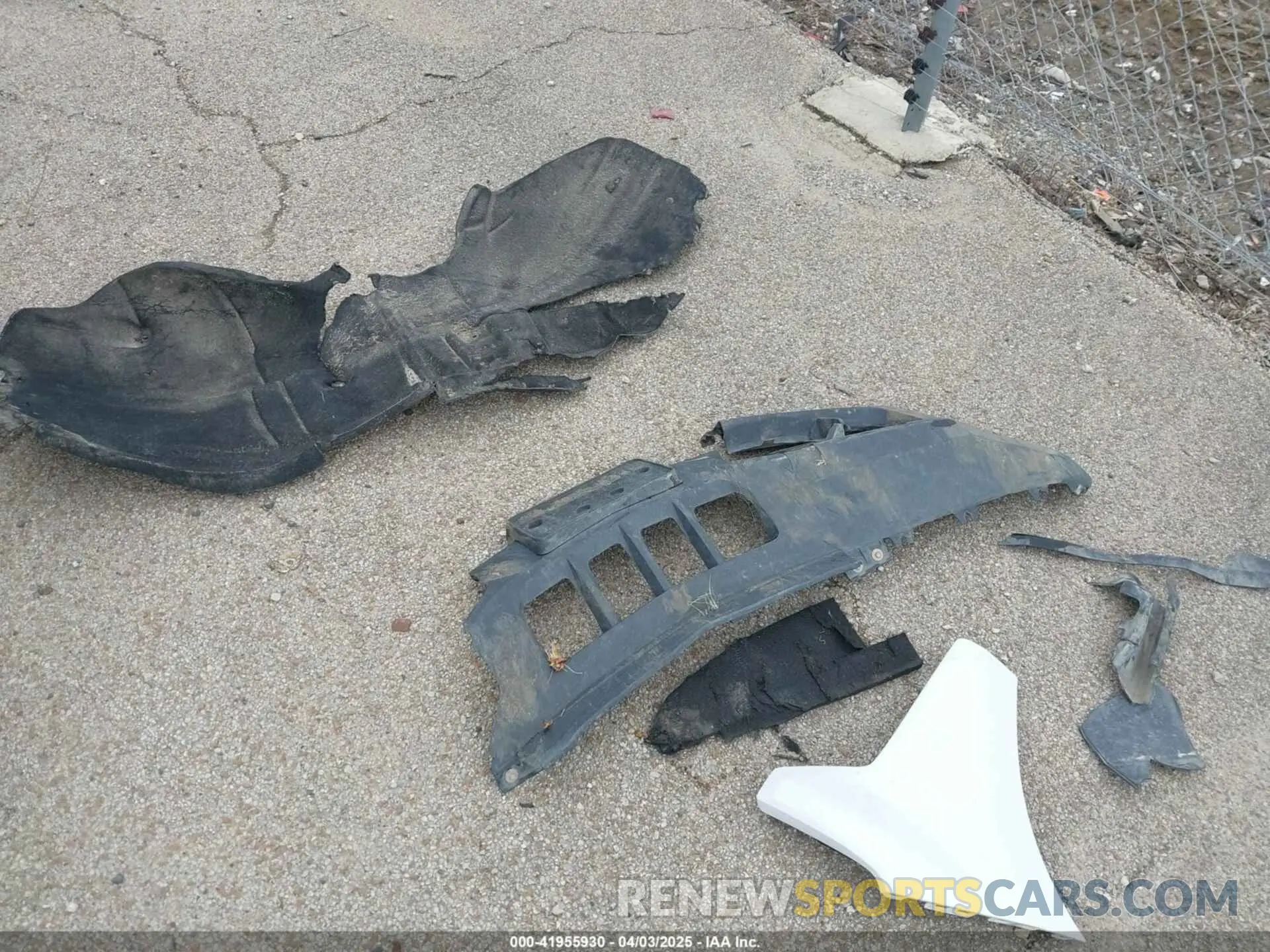 12 Photograph of a damaged car 3GCPYBEKXMG320926 CHEVROLET SILVERADO 1500 2021