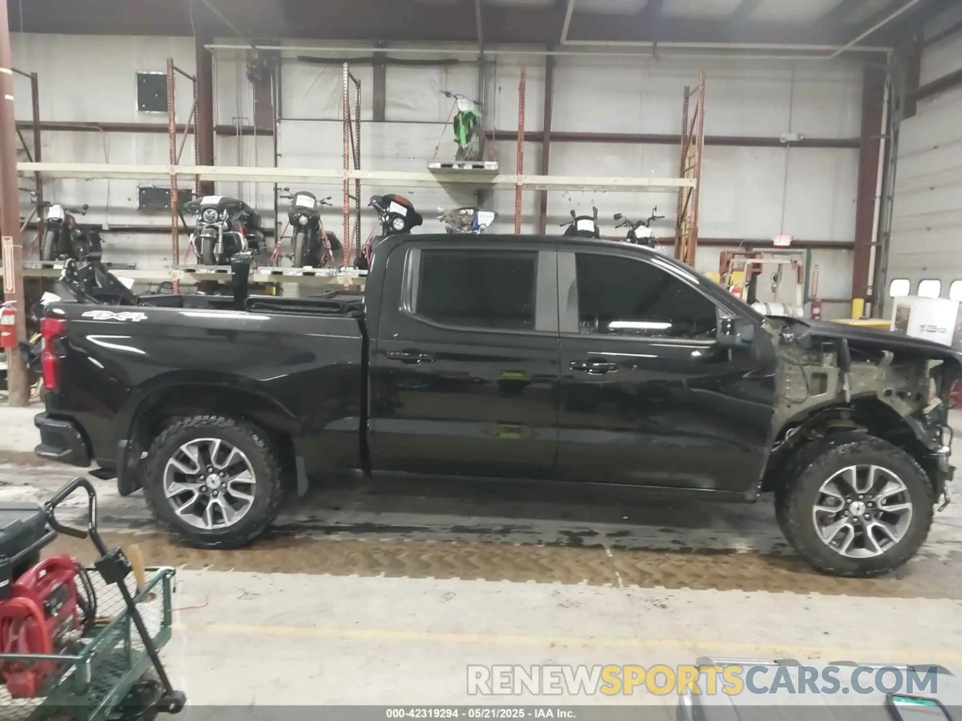 14 Photograph of a damaged car 3GCPYEEK9MG279819 CHEVROLET SILVERADO 1500 2021