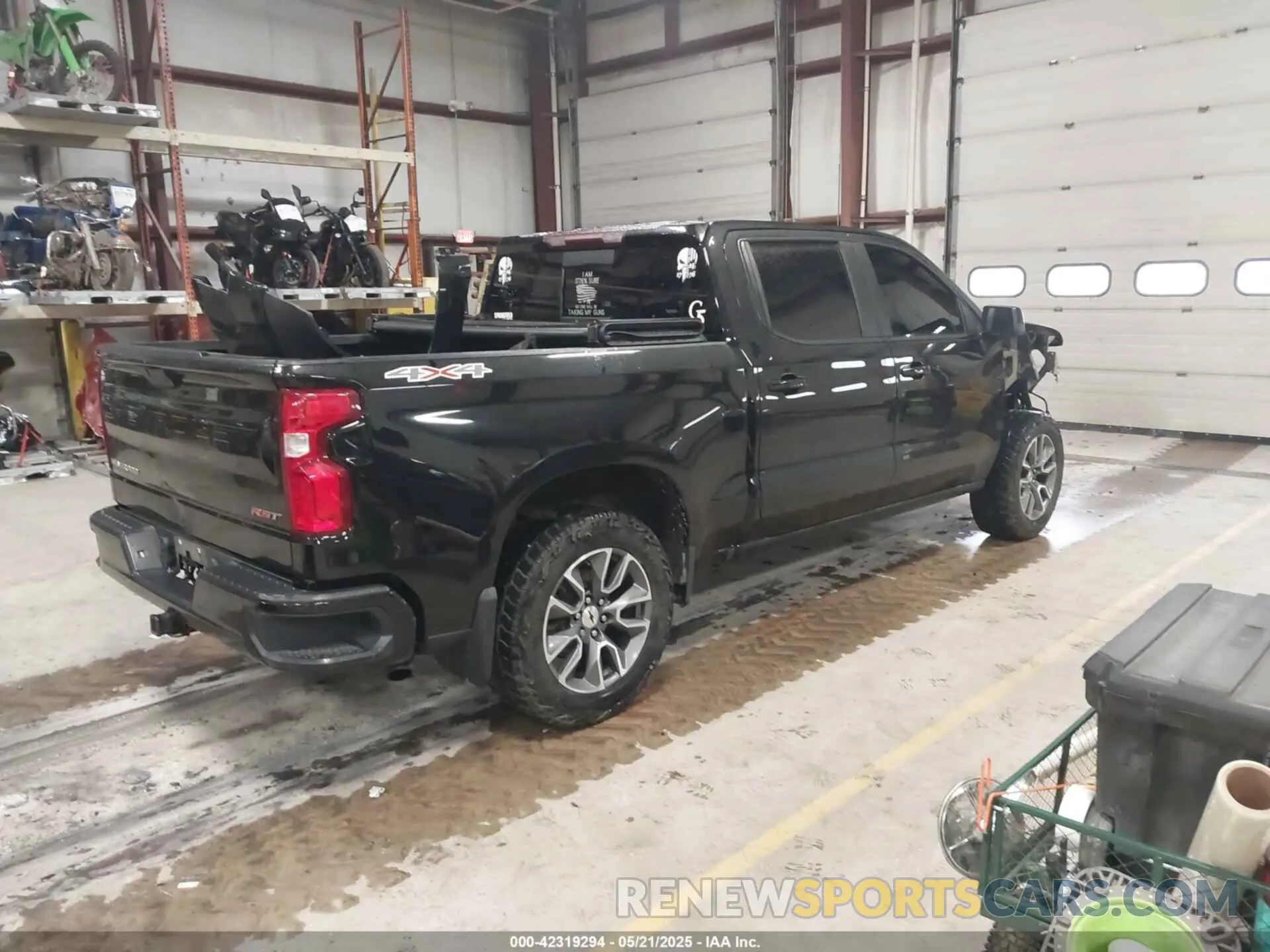 4 Photograph of a damaged car 3GCPYEEK9MG279819 CHEVROLET SILVERADO 1500 2021