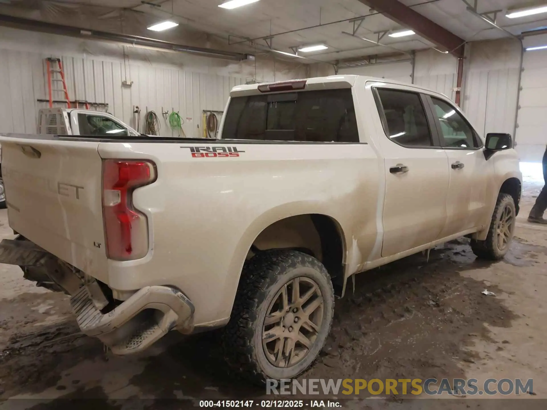 4 Photograph of a damaged car 3GCPYFED9MG231471 CHEVROLET SILVERADO 1500 2021