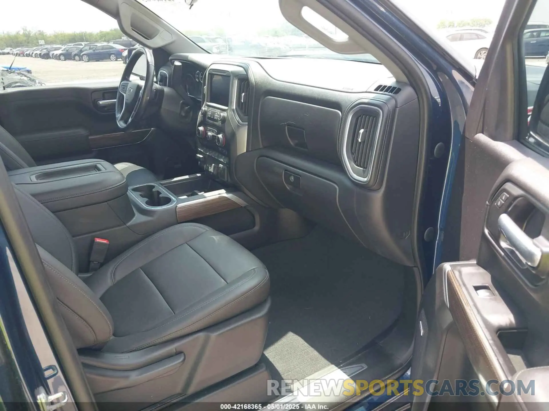 5 Photograph of a damaged car 3GCPYFEDXMG249476 CHEVROLET SILVERADO 1500 2021