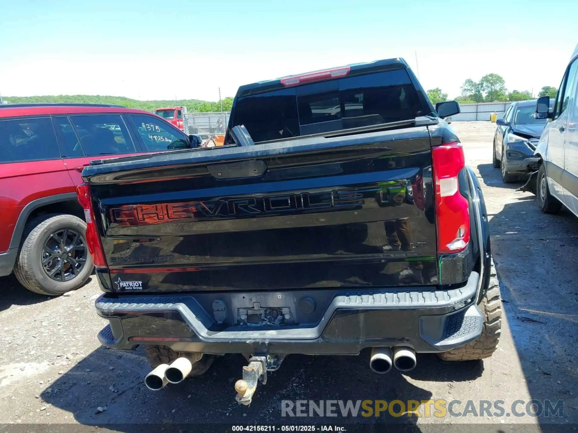 17 Photograph of a damaged car 3GCPYFEL2MG223896 CHEVROLET SILVERADO 1500 2021