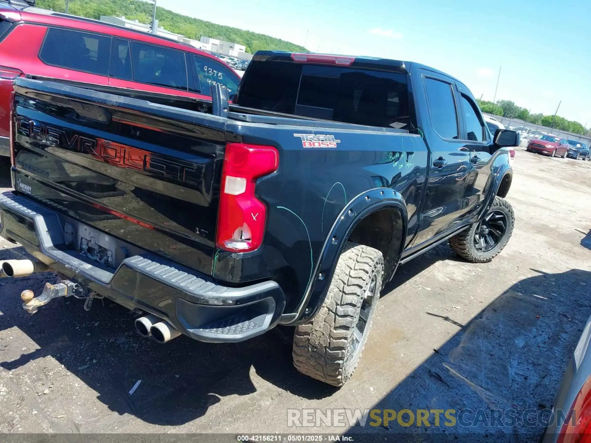 4 Photograph of a damaged car 3GCPYFEL2MG223896 CHEVROLET SILVERADO 1500 2021