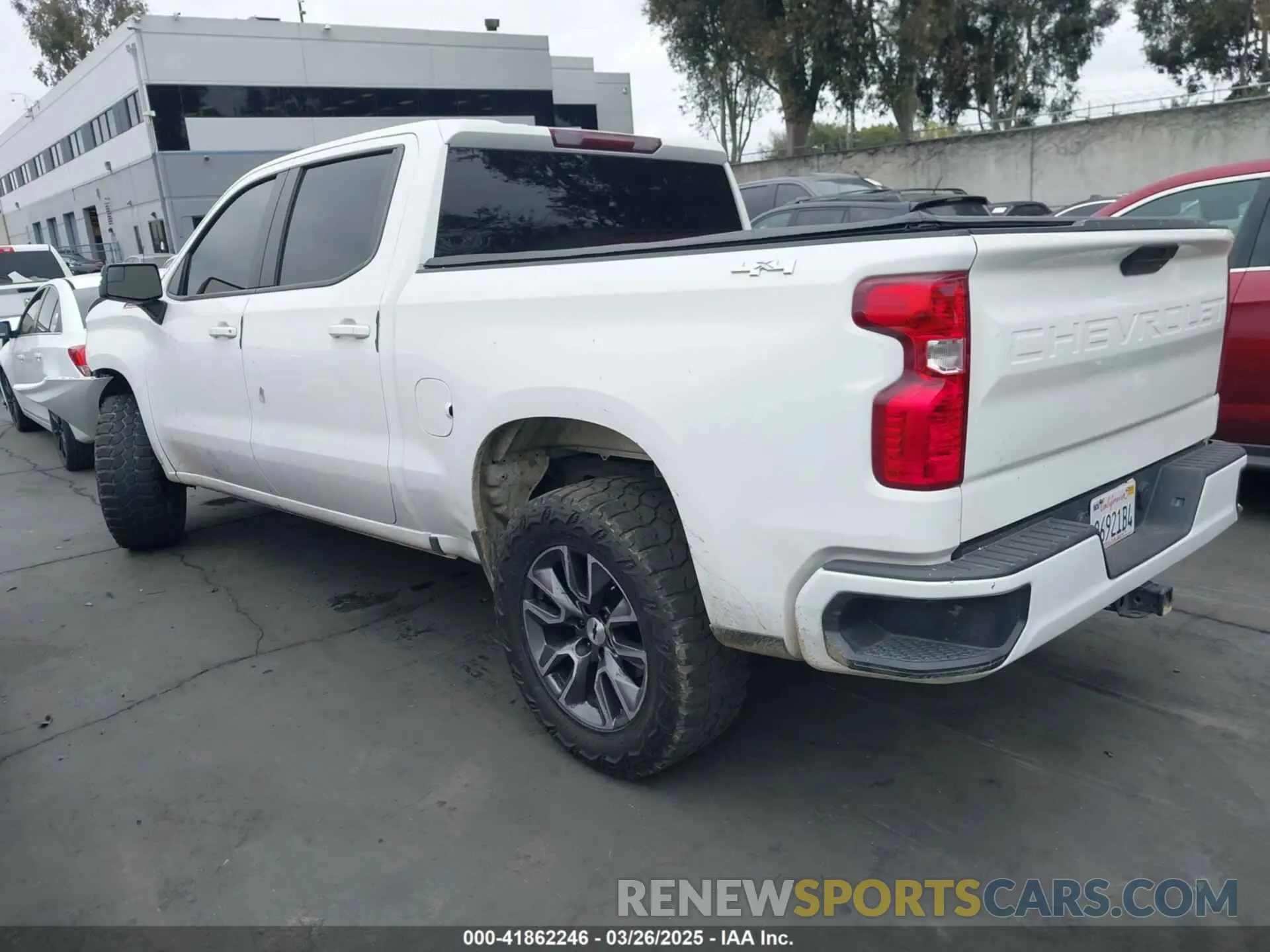 3 Photograph of a damaged car 3GCUYAEF2MG352527 CHEVROLET SILVERADO 1500 2021