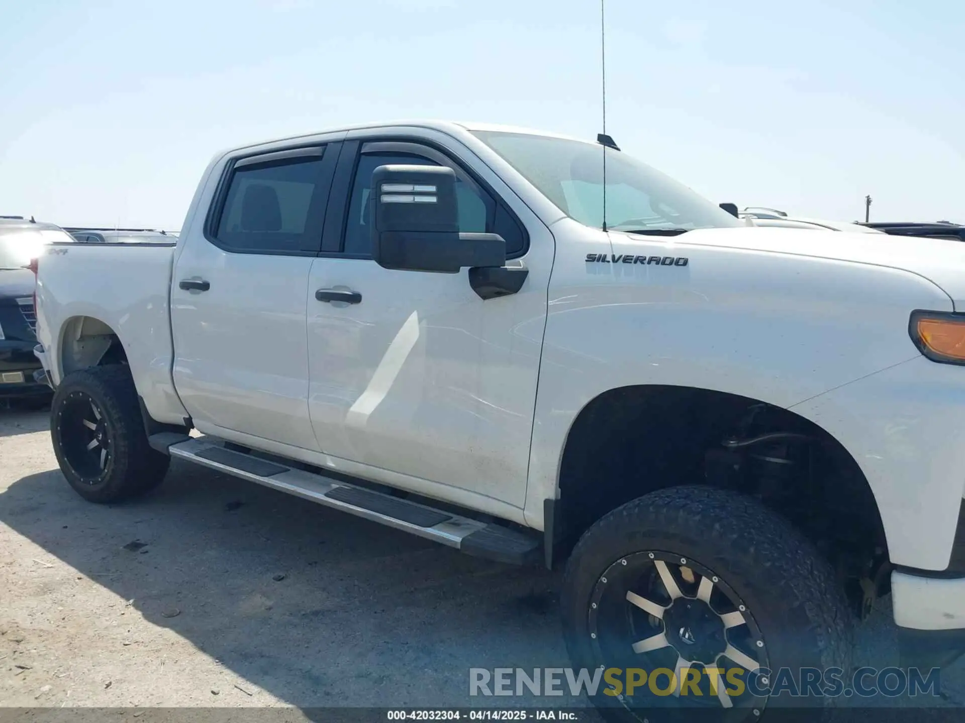 13 Photograph of a damaged car 3GCUYBEF2MG350881 CHEVROLET SILVERADO 1500 2021