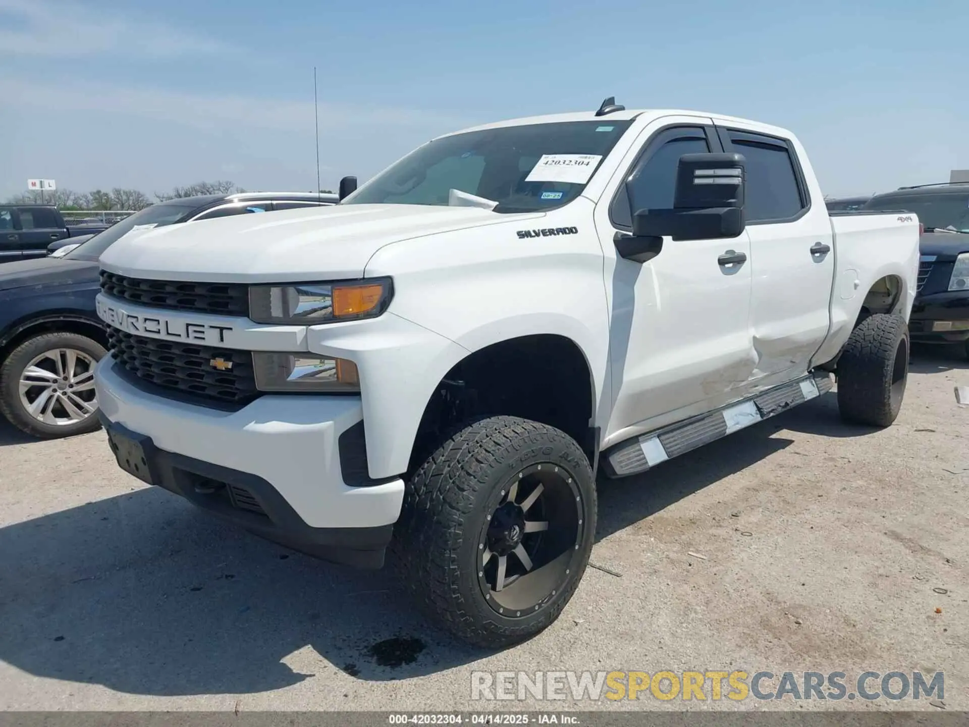 2 Photograph of a damaged car 3GCUYBEF2MG350881 CHEVROLET SILVERADO 1500 2021