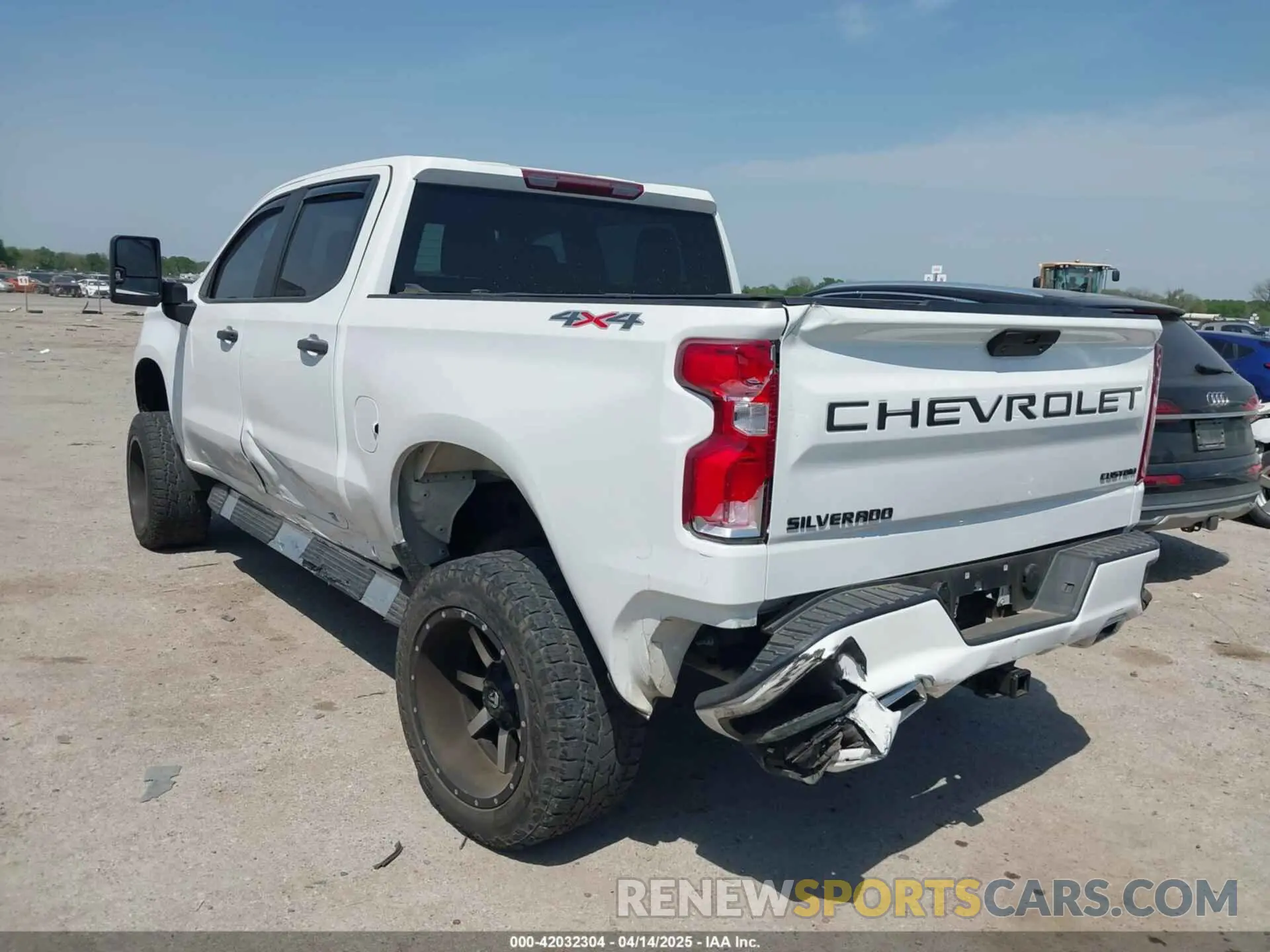 3 Photograph of a damaged car 3GCUYBEF2MG350881 CHEVROLET SILVERADO 1500 2021