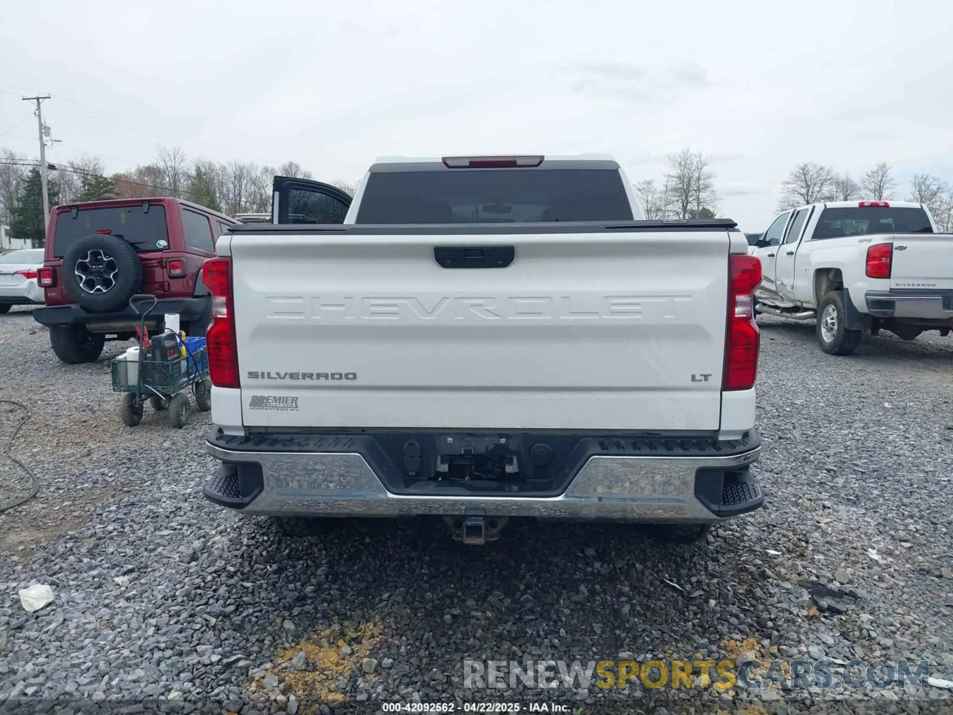 16 Photograph of a damaged car 3GCUYDED0MG339307 CHEVROLET SILVERADO 1500 2021