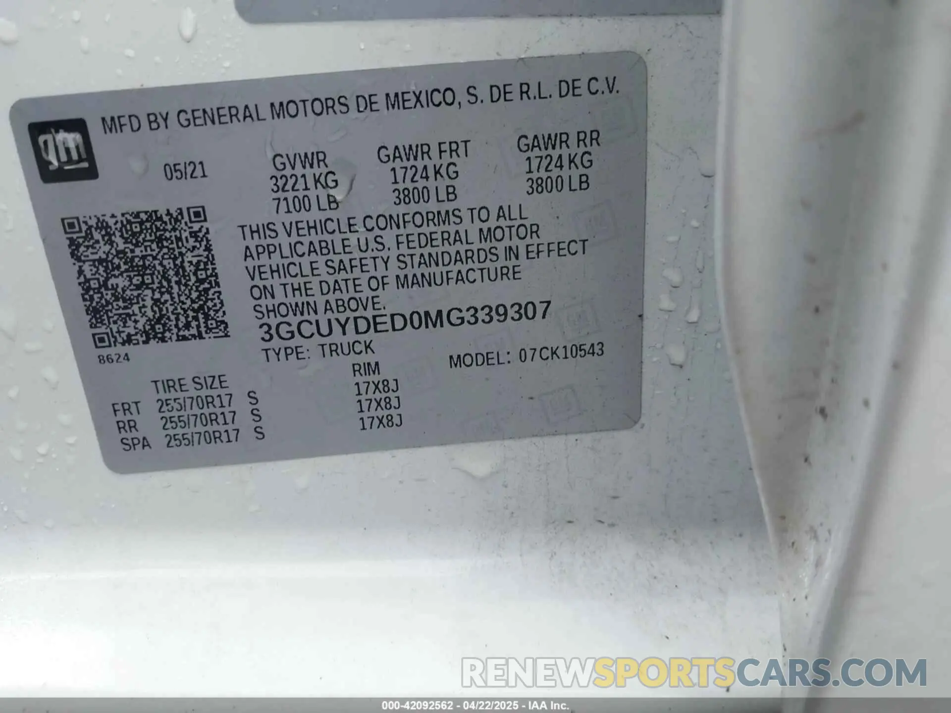 9 Photograph of a damaged car 3GCUYDED0MG339307 CHEVROLET SILVERADO 1500 2021
